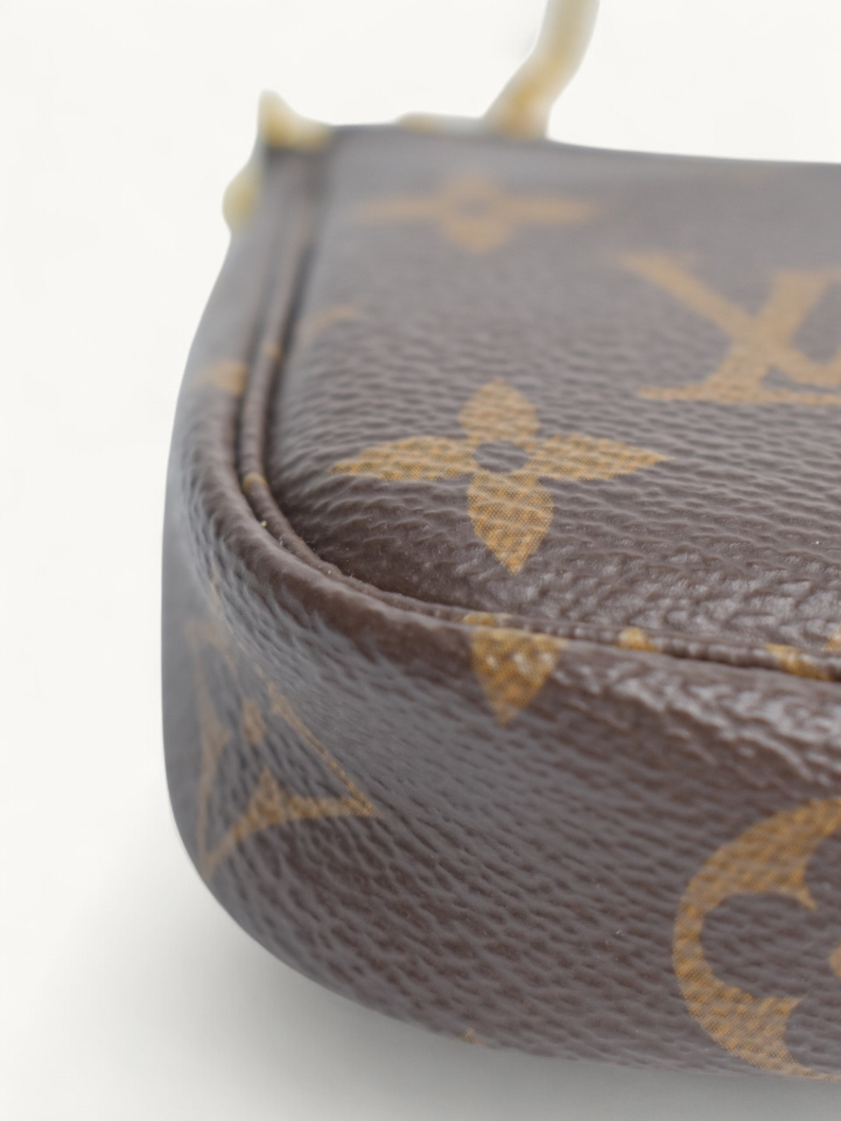 Louis Vuitton Pochette  4