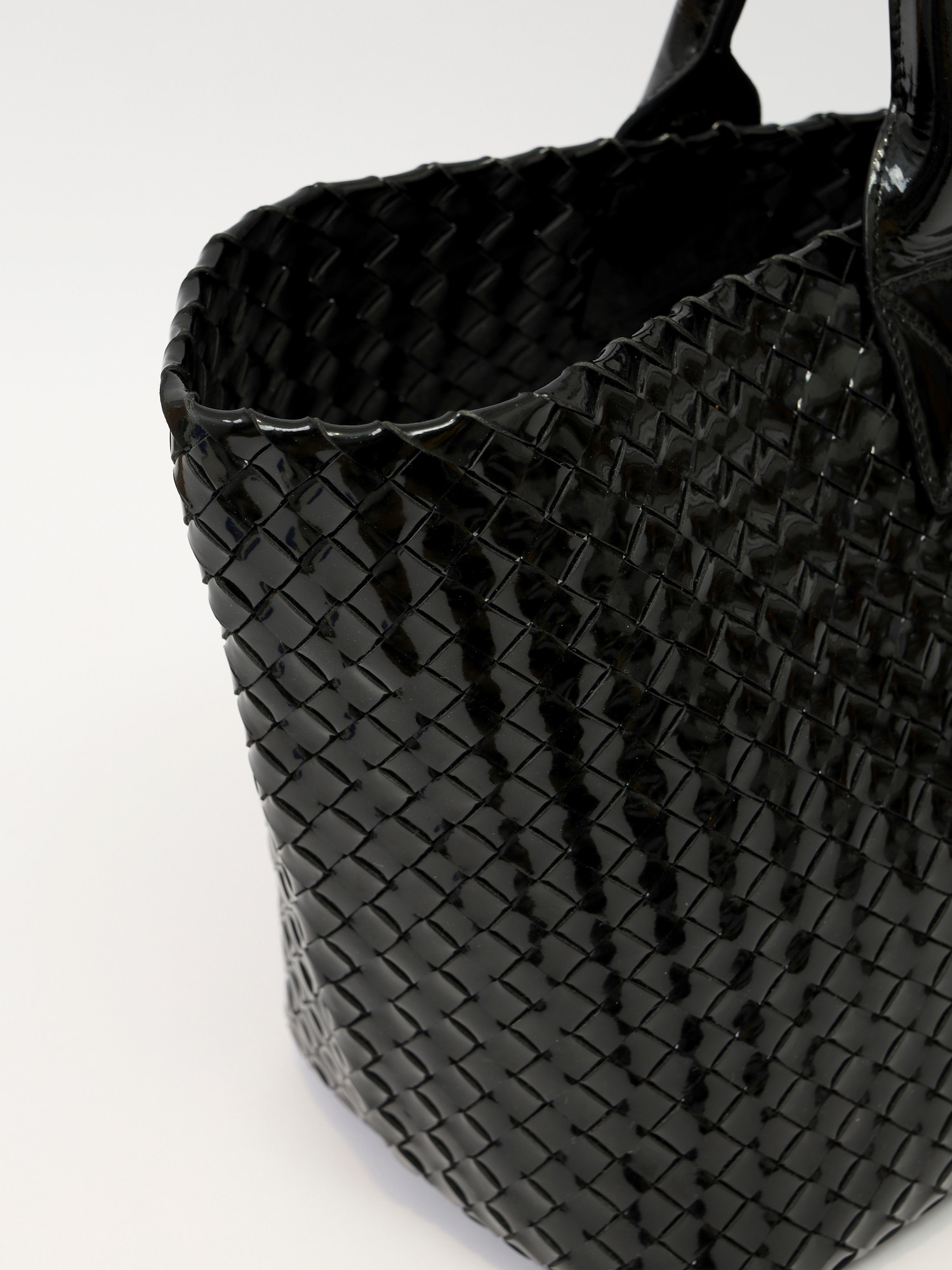 Bottega Veneta Cabat  5