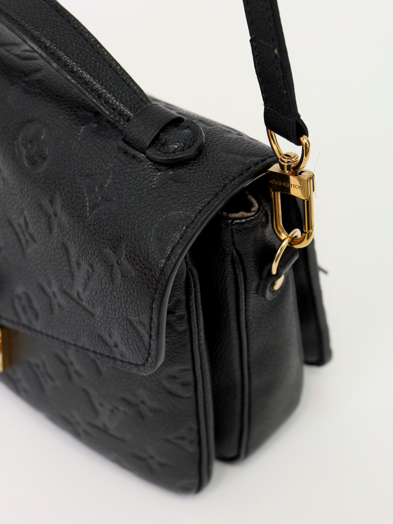 Сумки Louis Vuitton Pochette Metis изображение #9