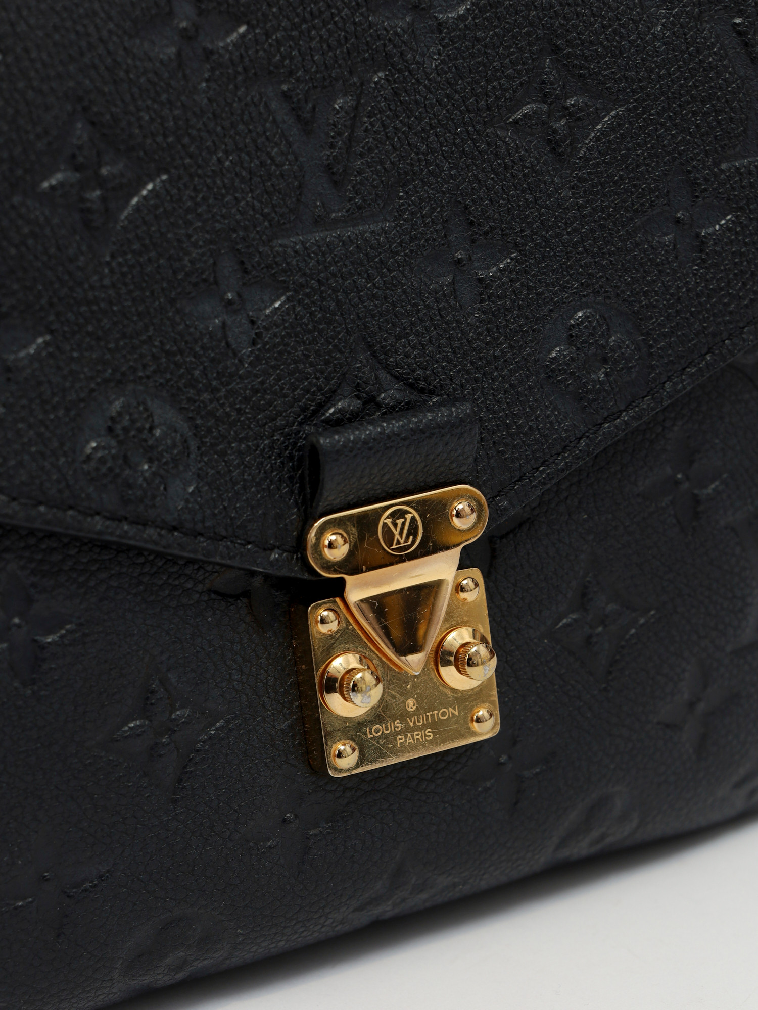 Сумки Louis Vuitton Pochette Metis изображение #7