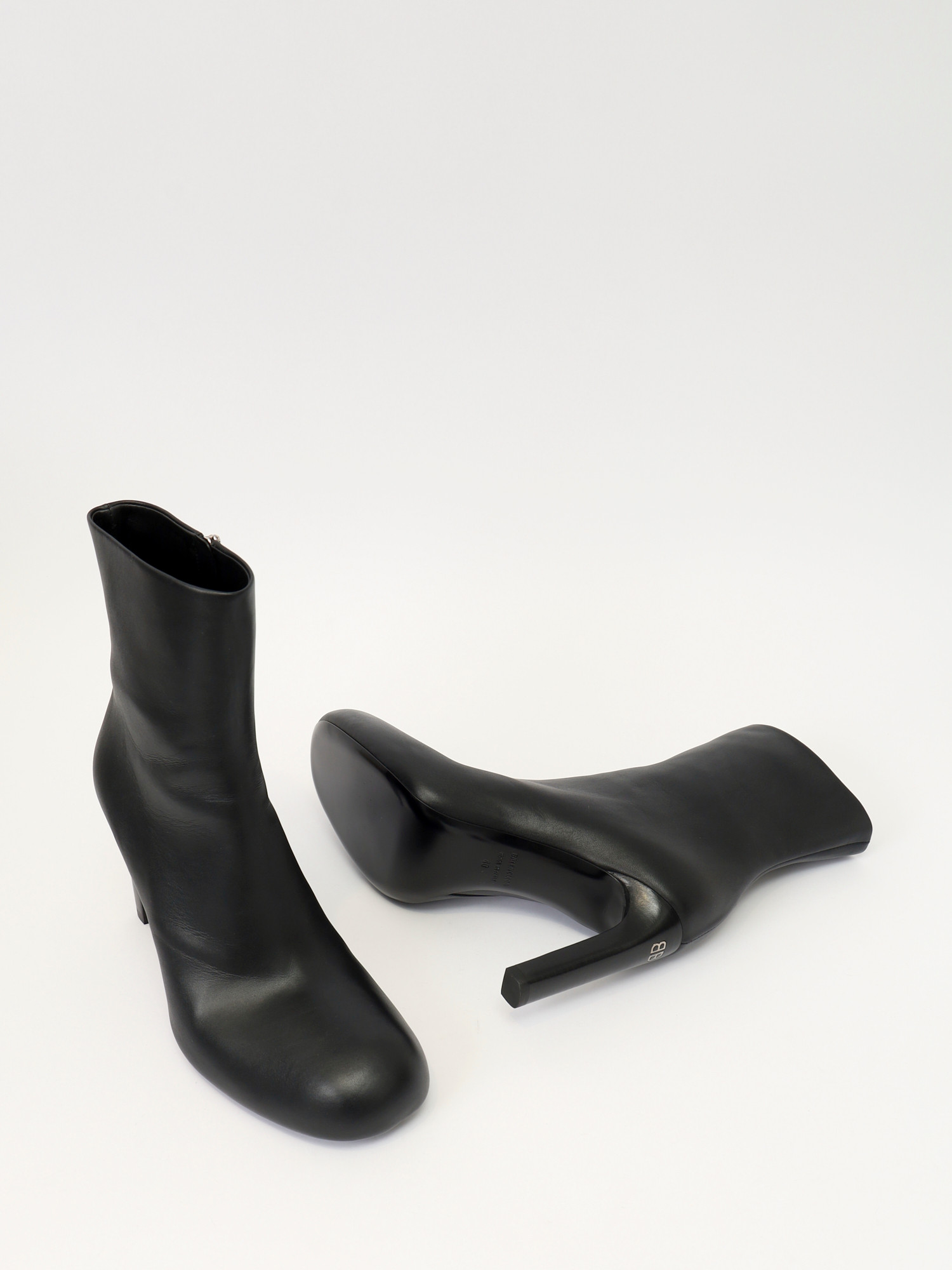 Balenciaga Shoes 40 10