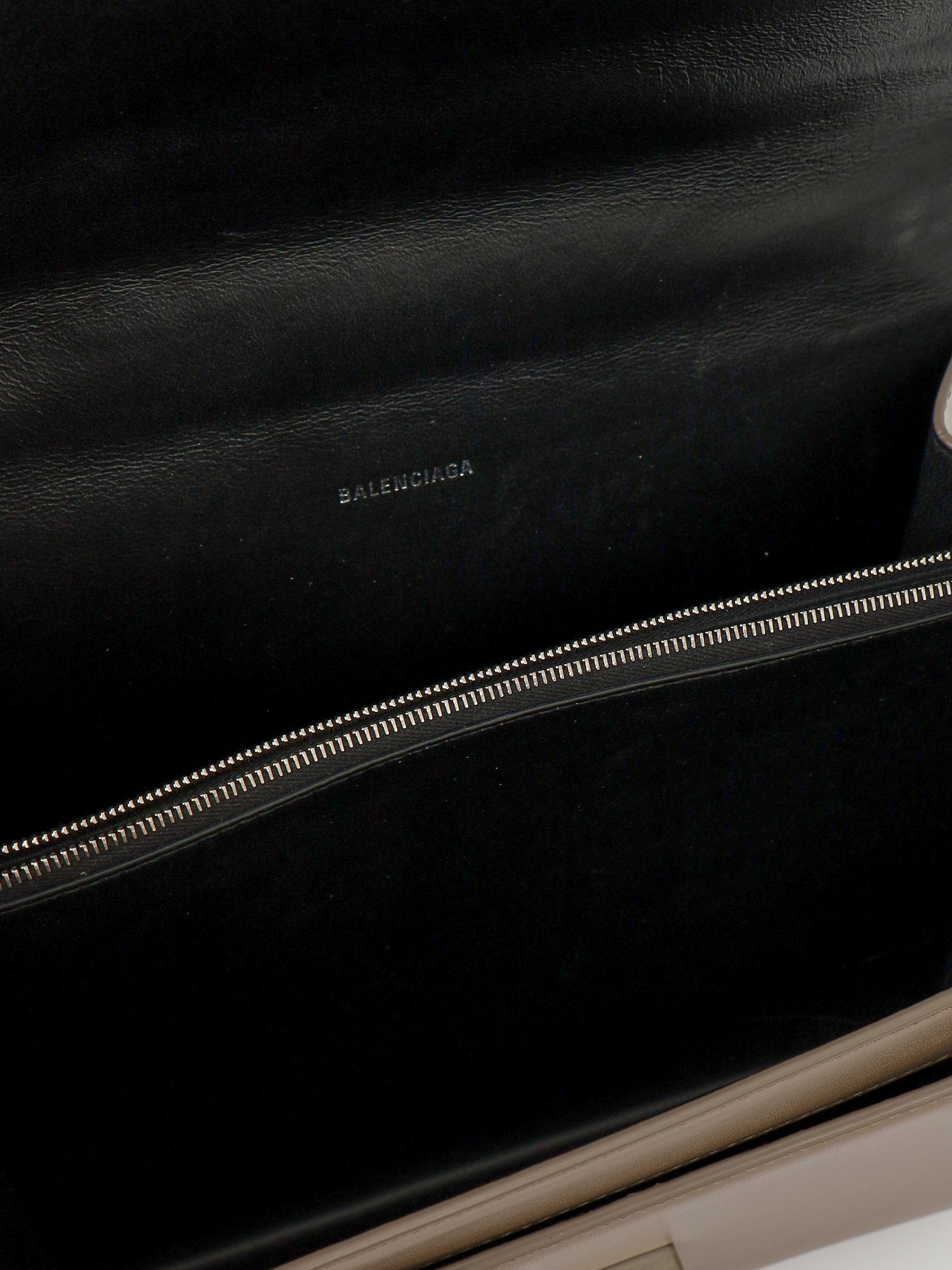 Balenciaga Sharp  10