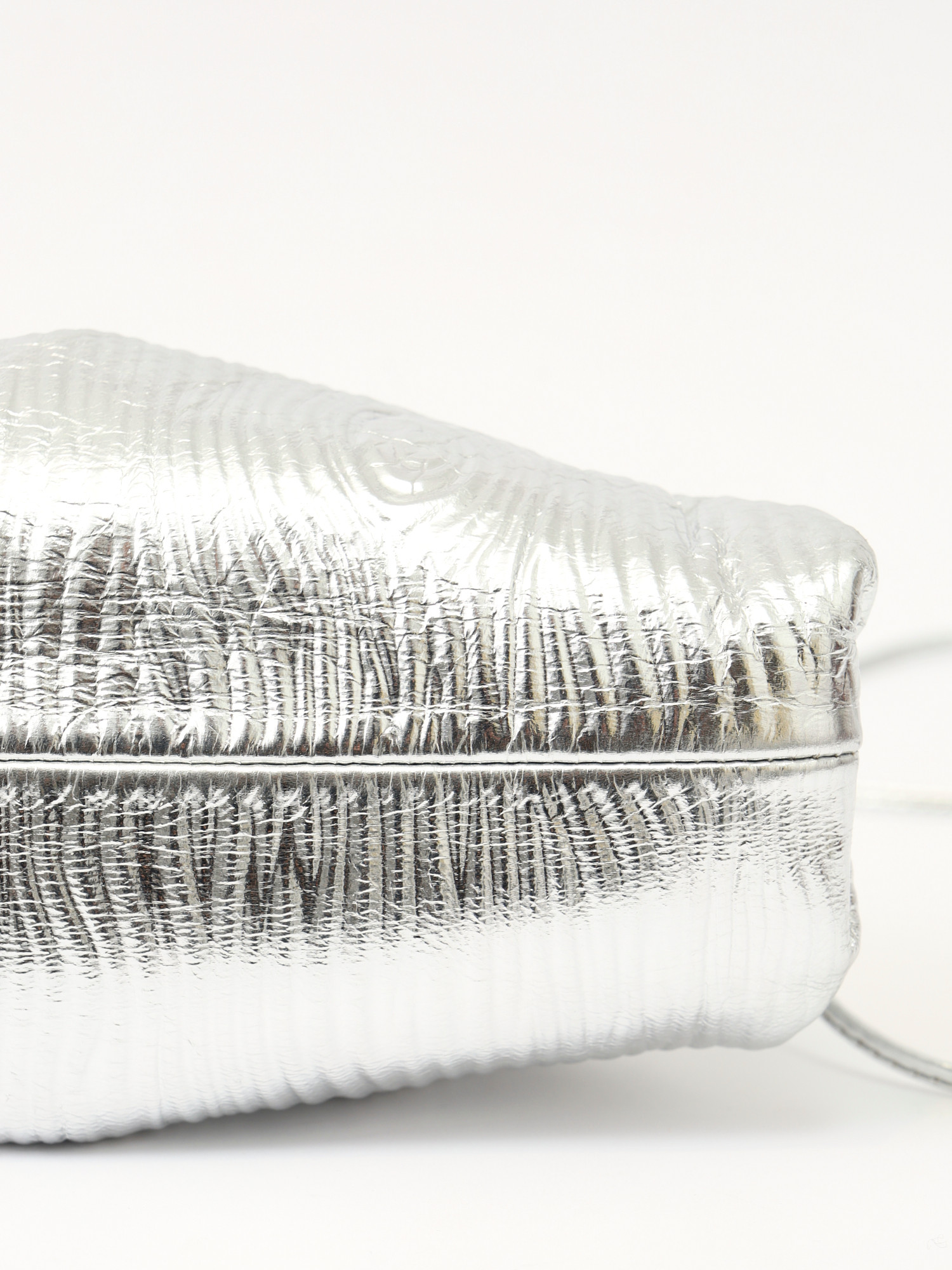 Bottega Veneta Pouch  8