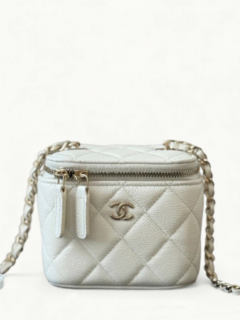 Chanel Vanity  0