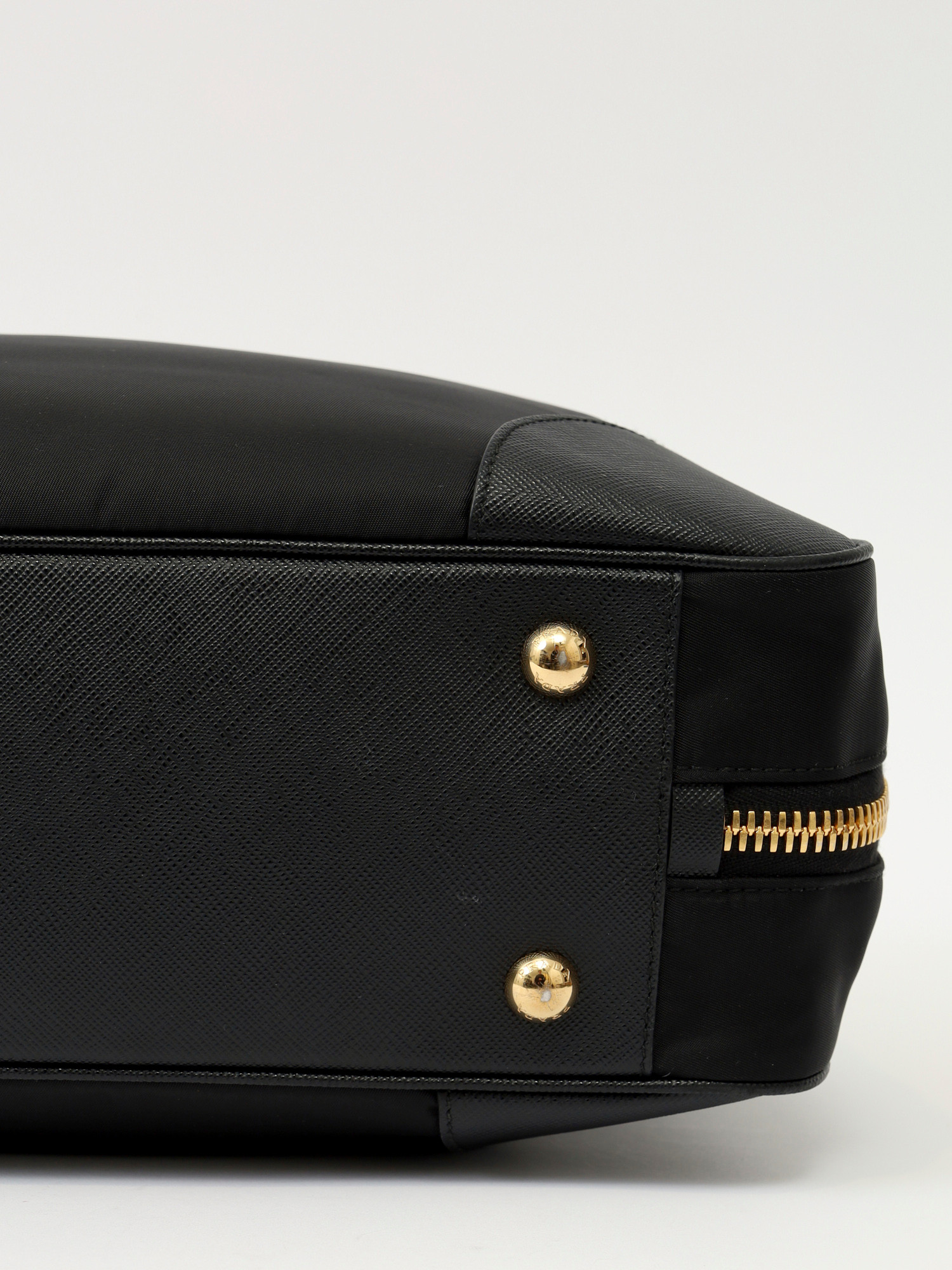 Prada Re-Edition 1978 10