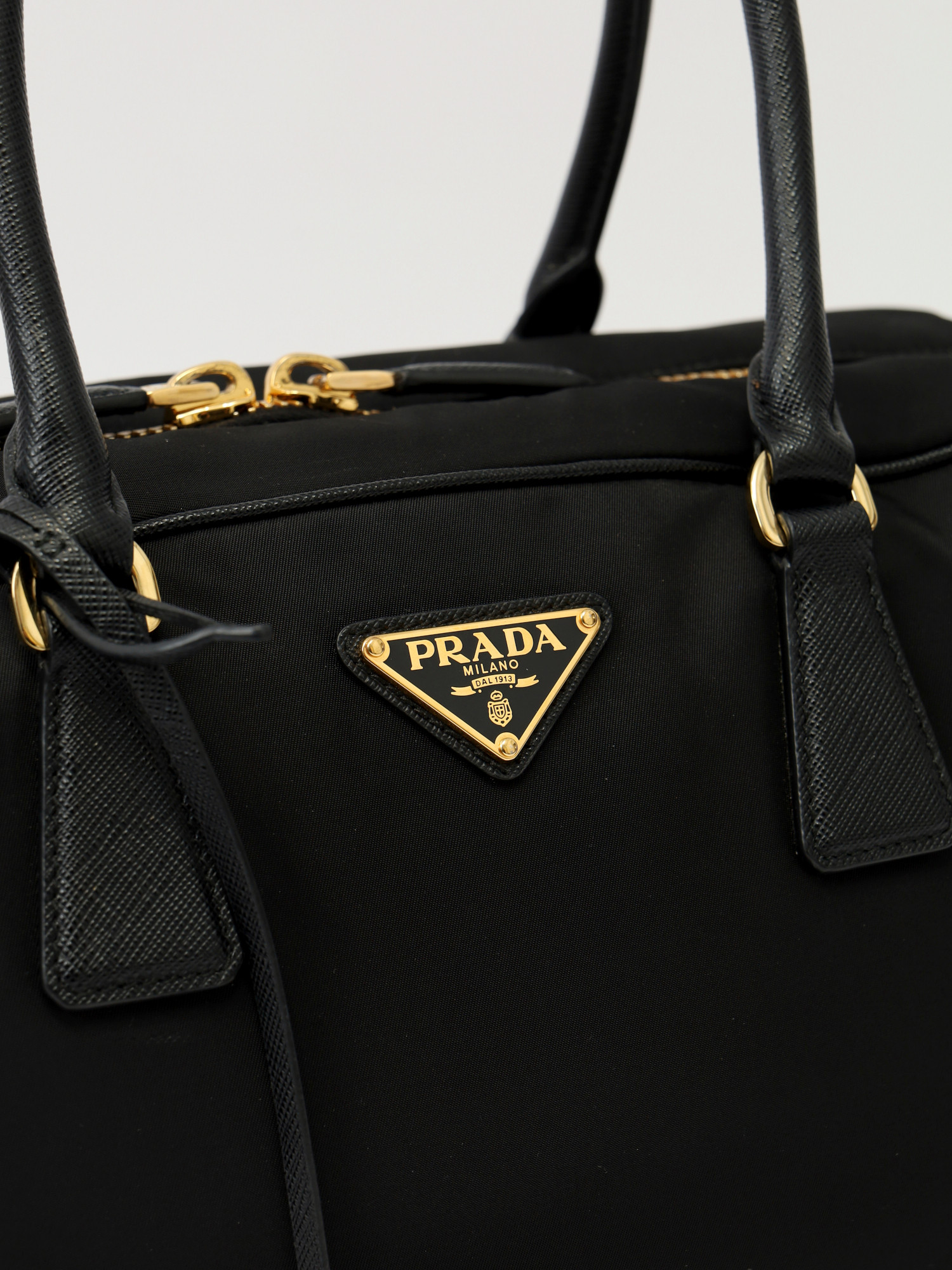 Prada Re-Edition 1978 4