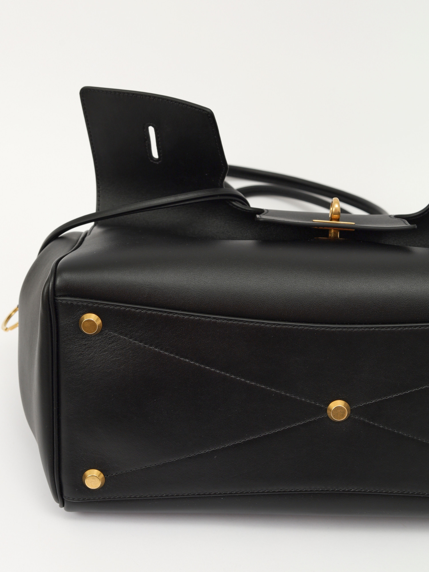 Balenciaga Bel Air 7