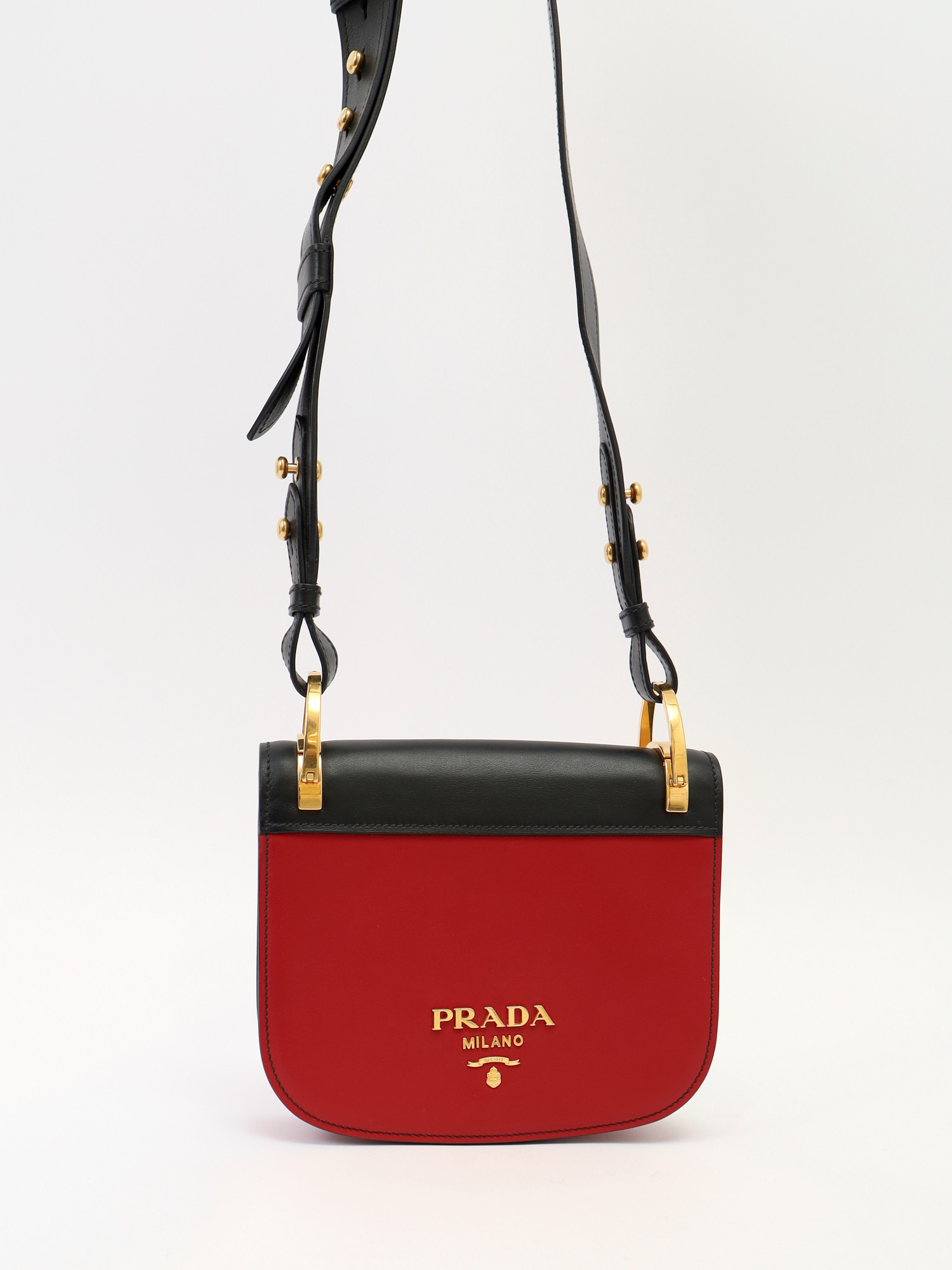 Prada Pionniere 4