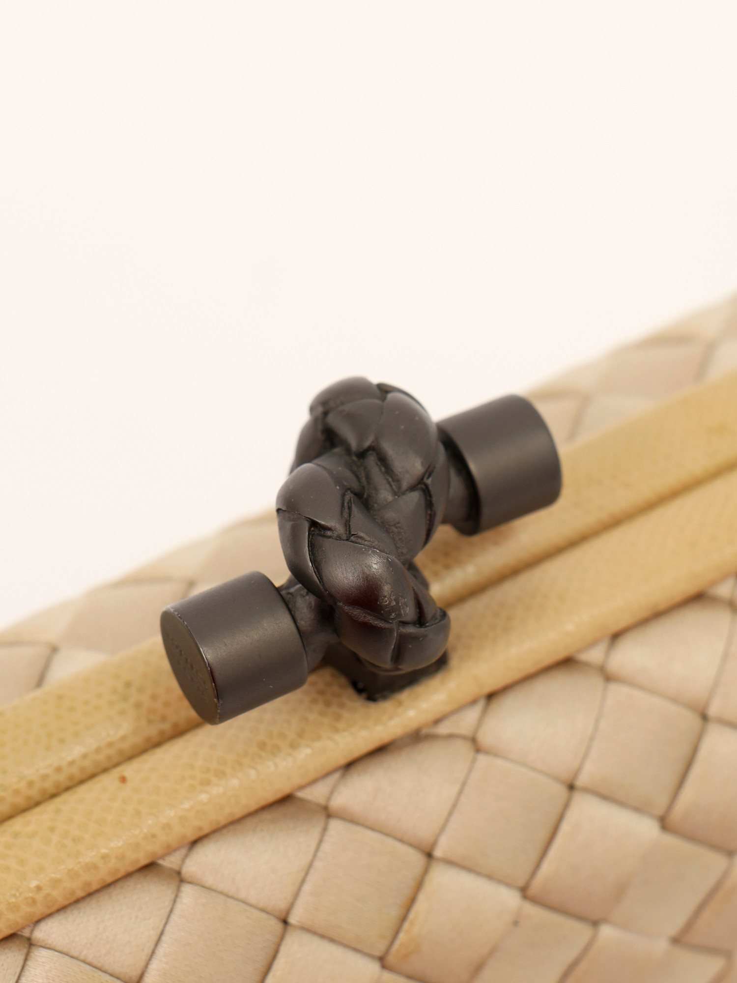 Bottega Veneta Knot 5