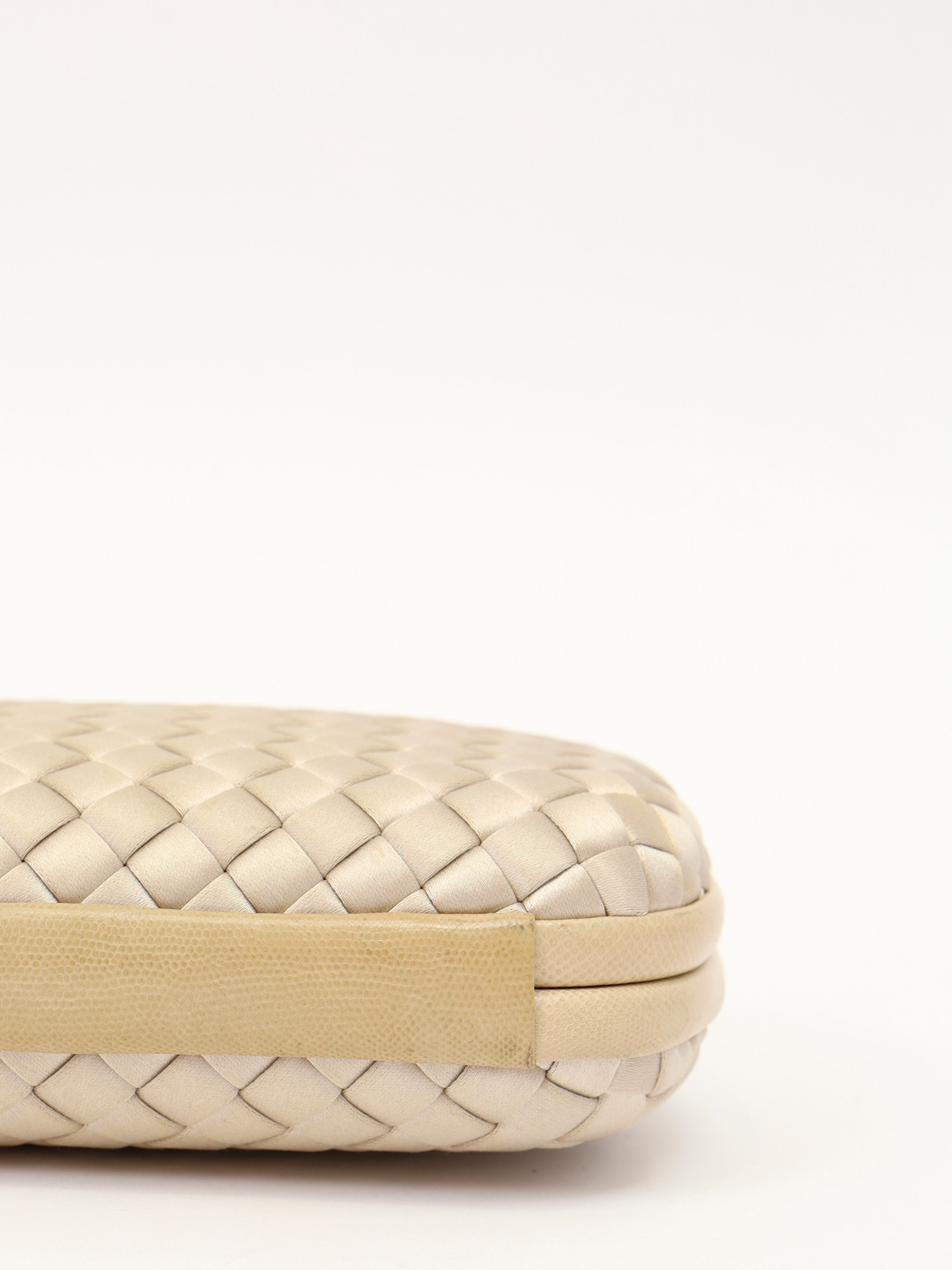 Bottega Veneta Knot 8