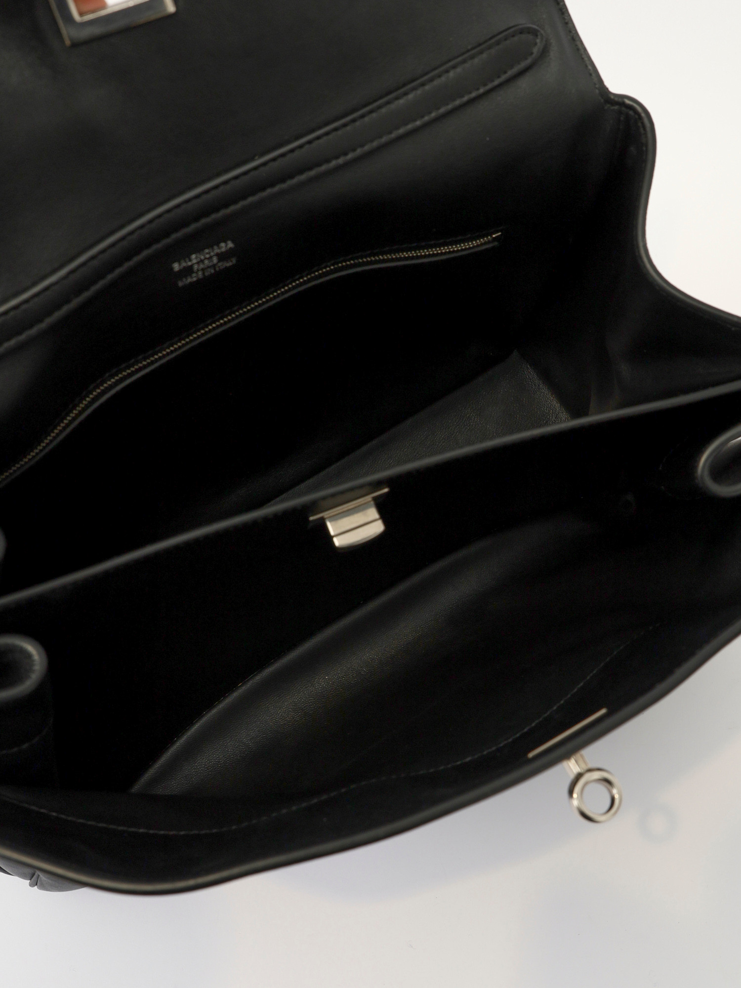 Balenciaga Rodeo  10