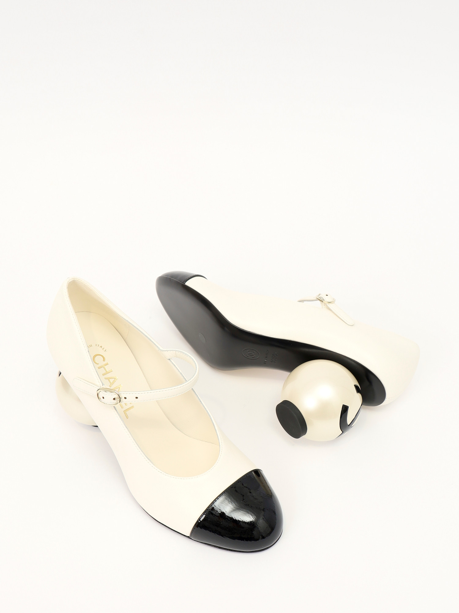 Chanel Shoes 36.5 10