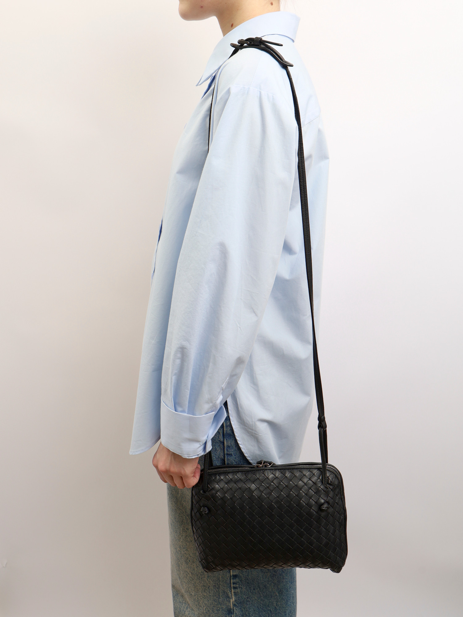 Bottega Veneta Leather Bag  1