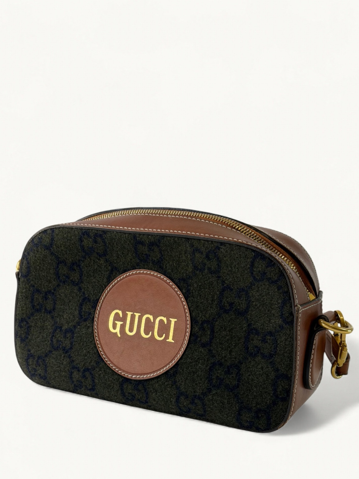 Gucci Script 1