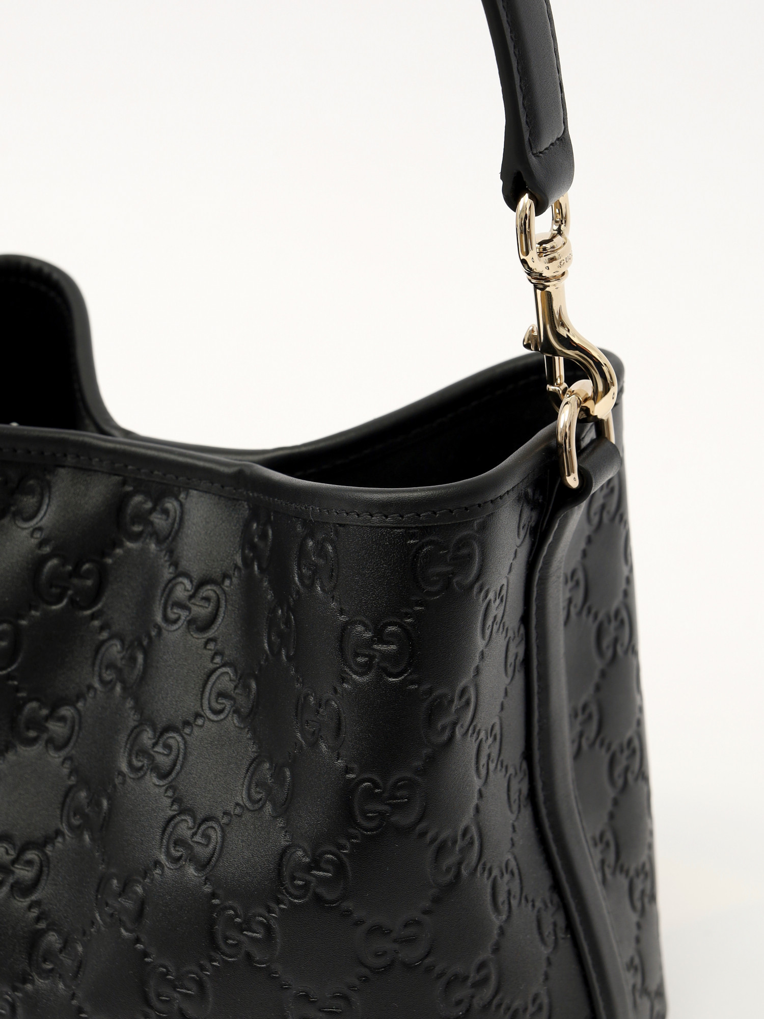 Сумки Gucci GG Emblem изображение #6