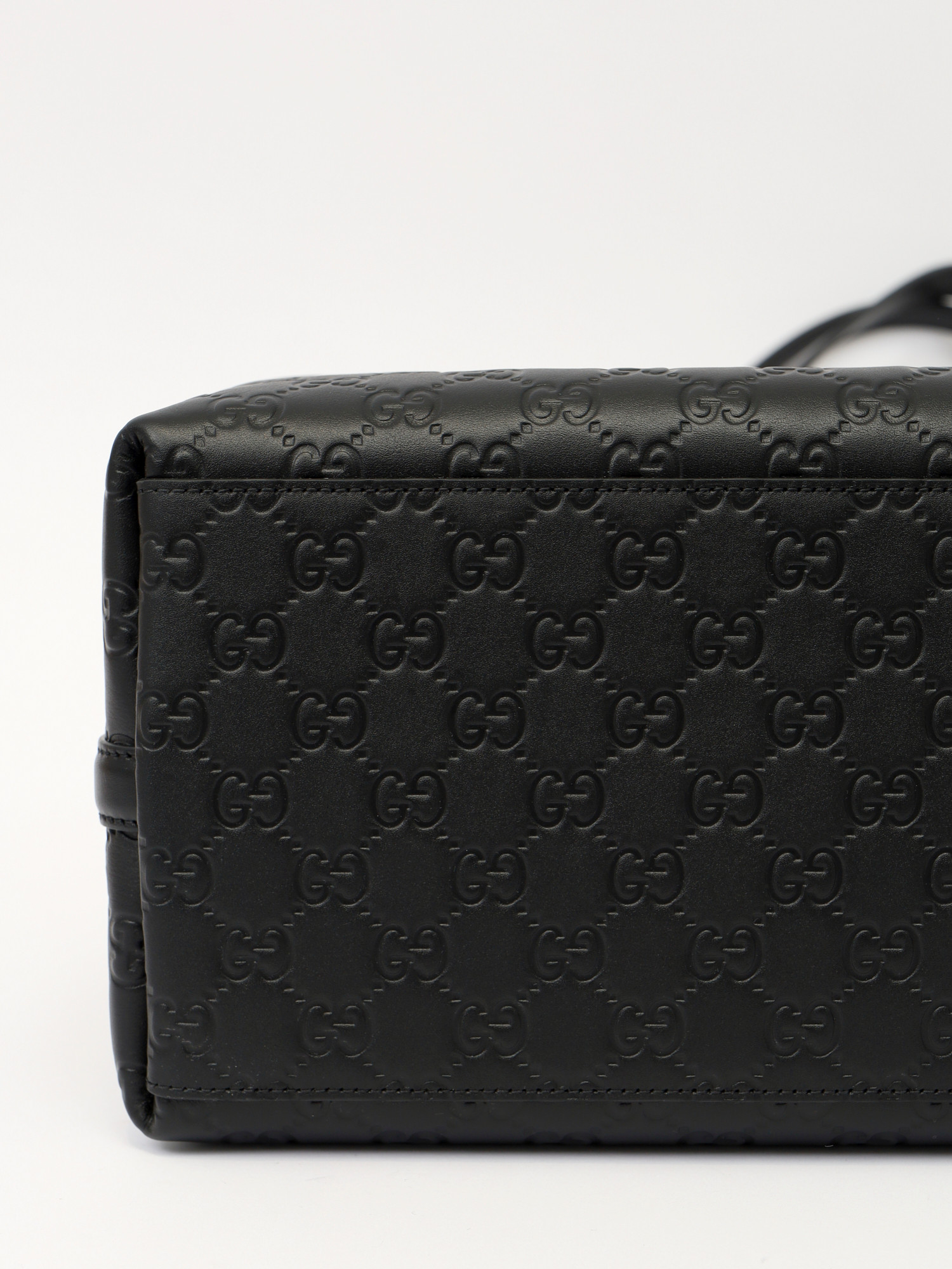 Сумки Gucci GG Emblem изображение #7