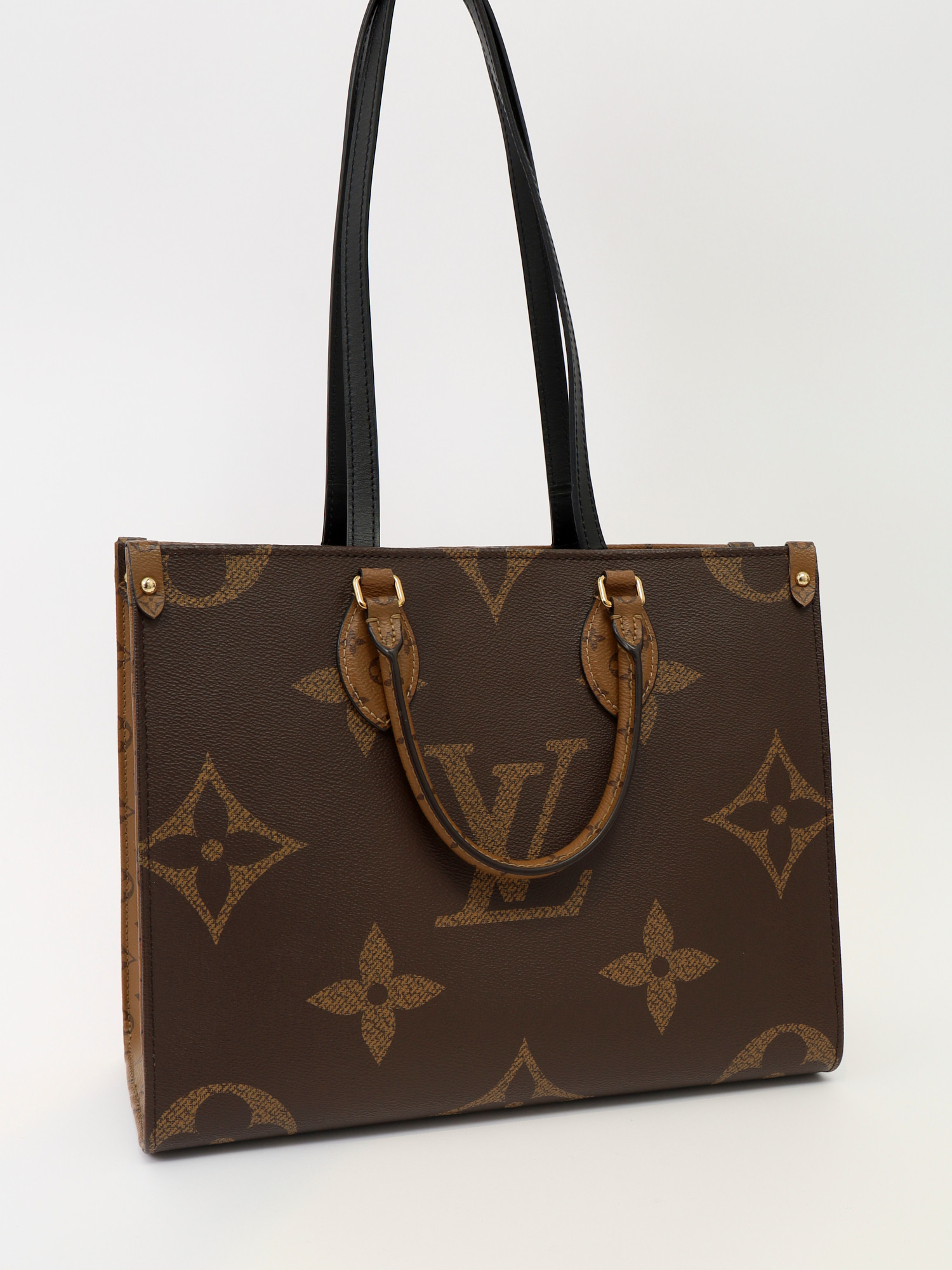 Louis Vuitton OnTheGo 4