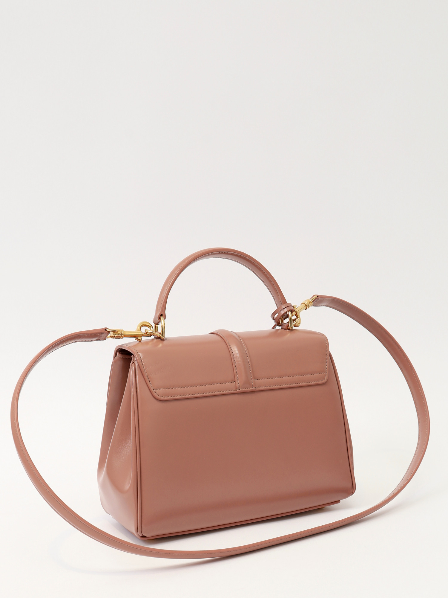Celine 16 3