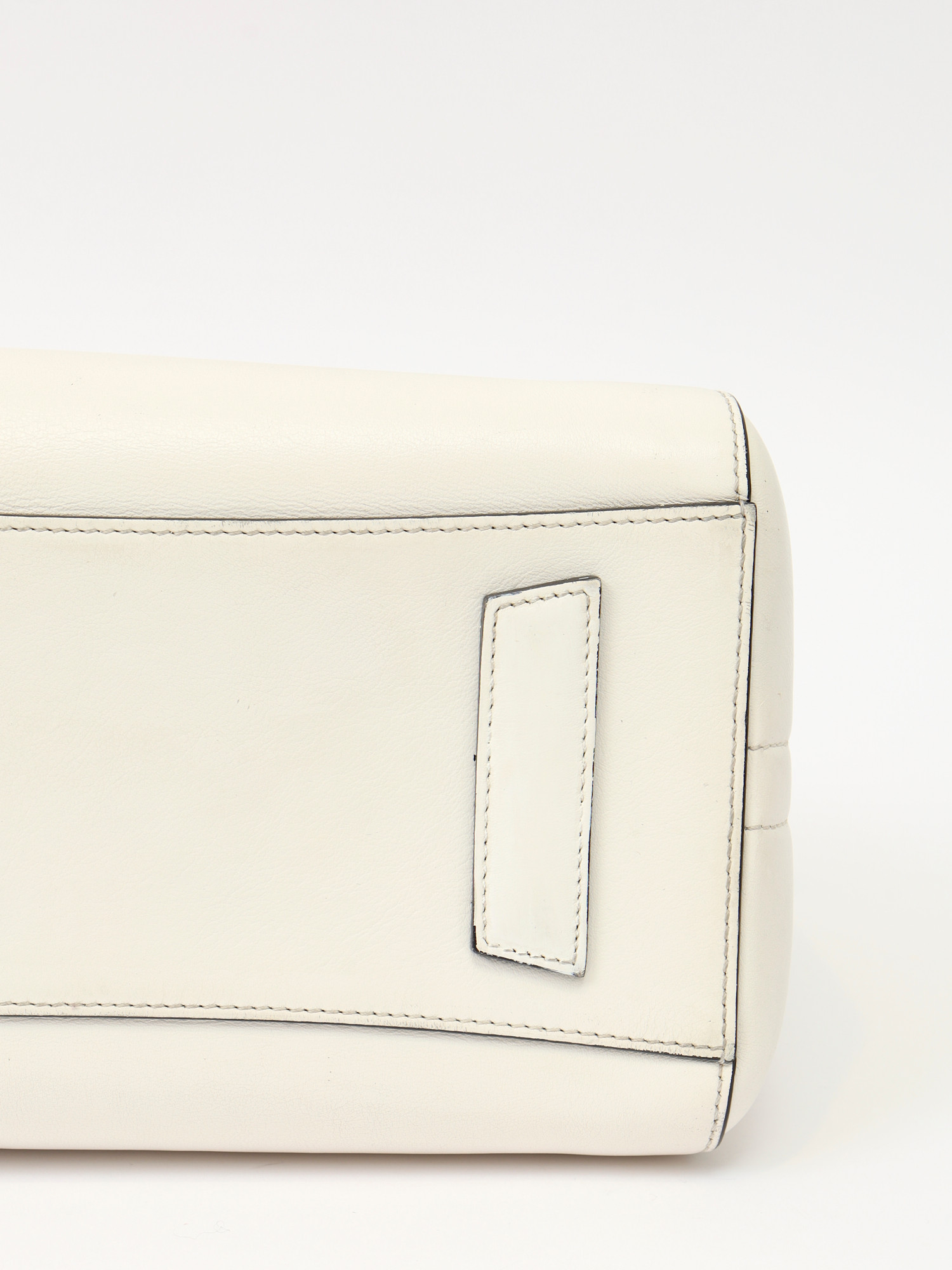 Givenchy Antigona 11