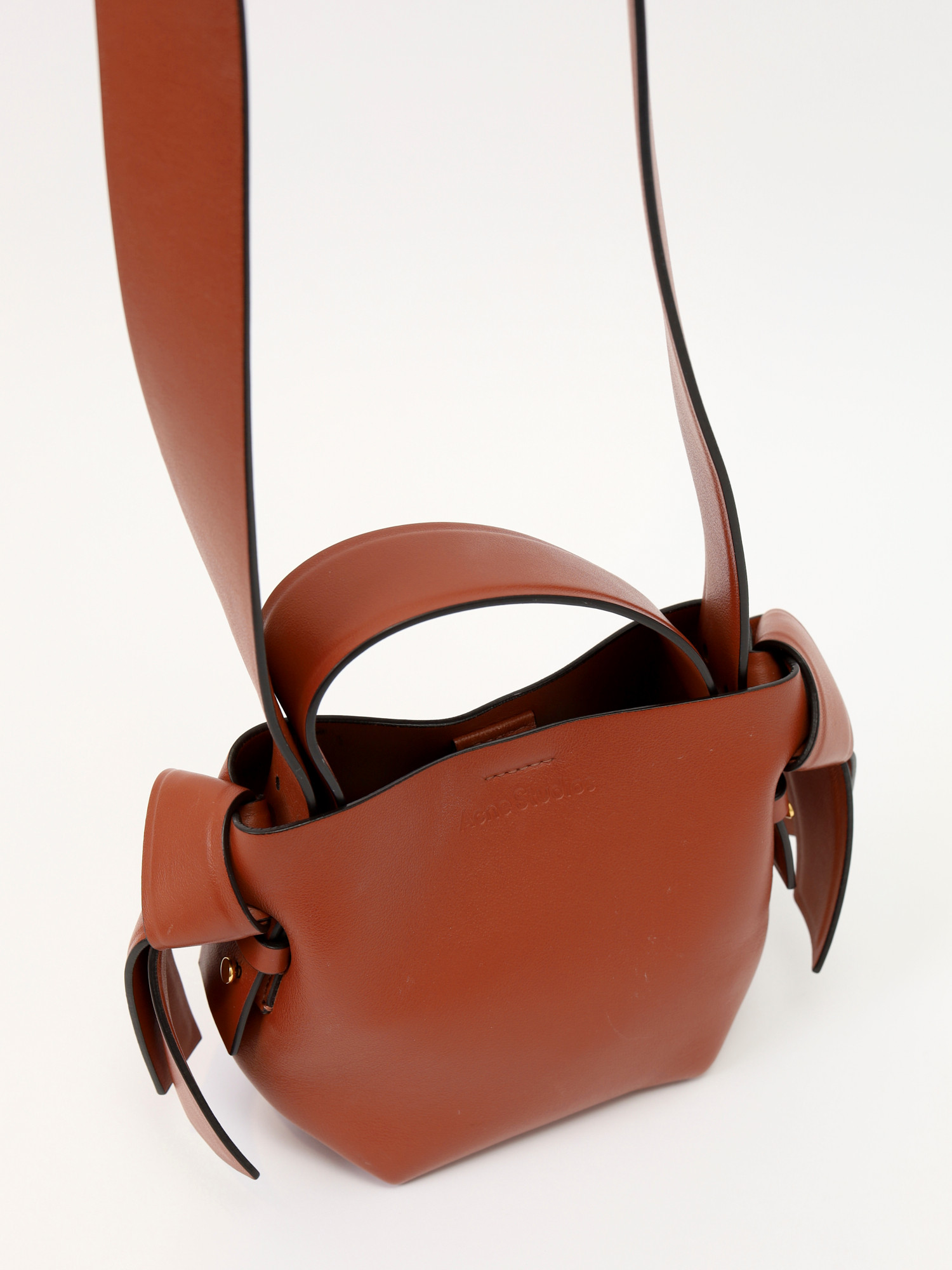 Acne Studios Musubi 4