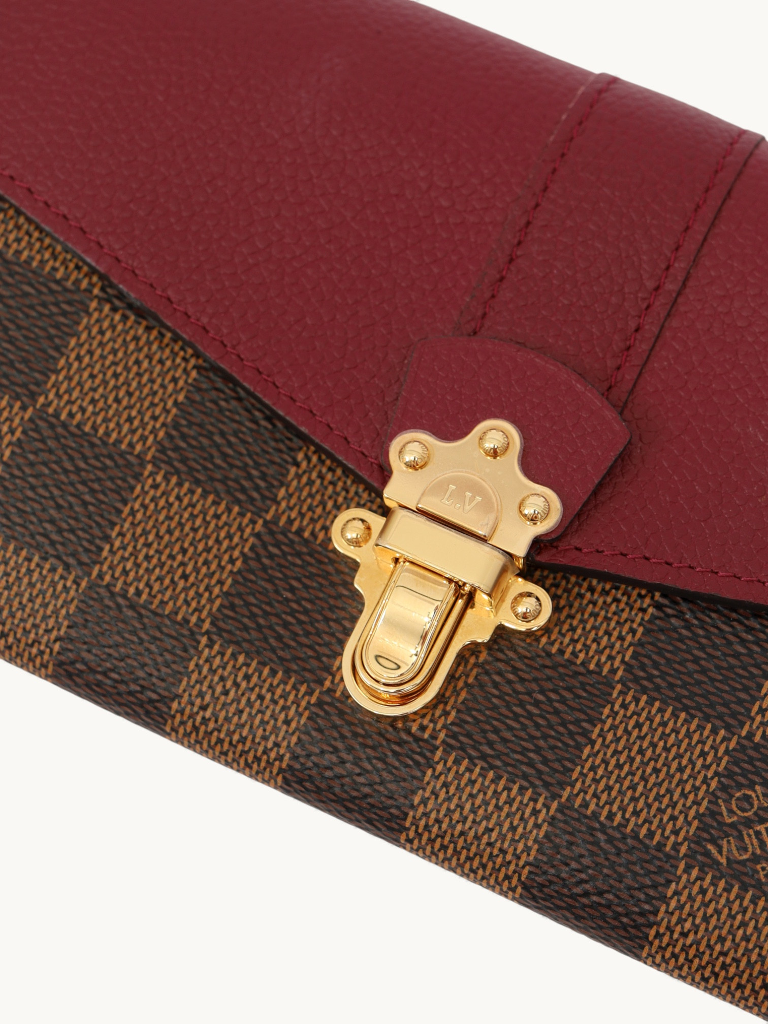 Louis Vuitton Wallet 4