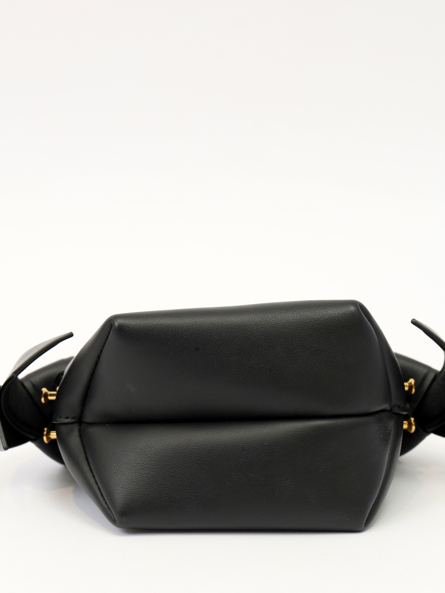 Acne Studios Musubi 7