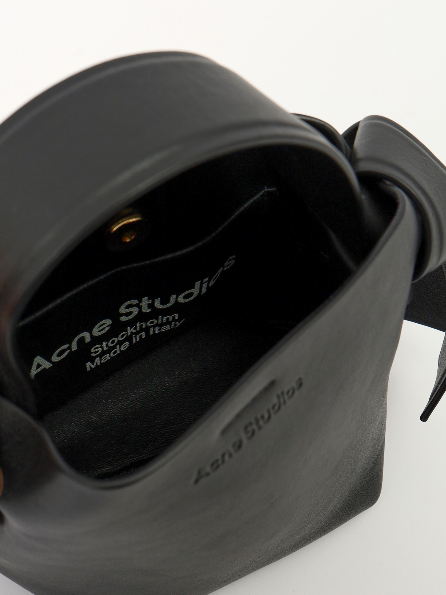 Acne Studios Musubi 8