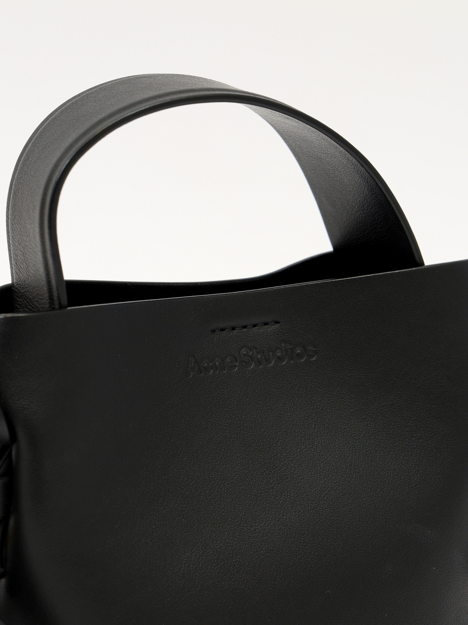 Acne Studios Musubi 4