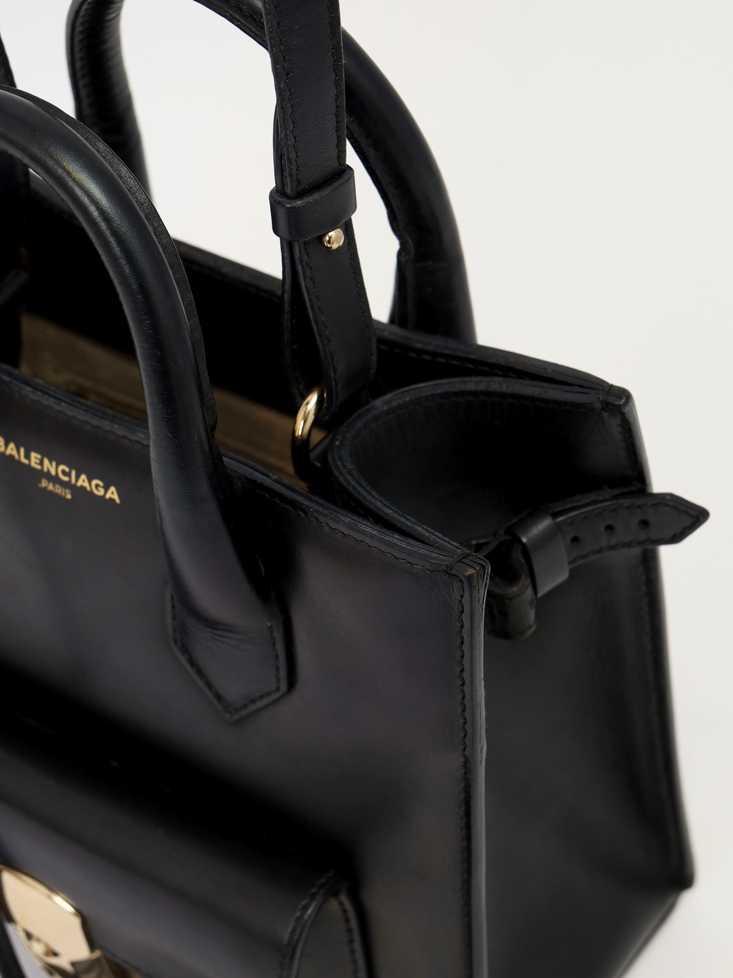 Balenciaga Leather Bag  8