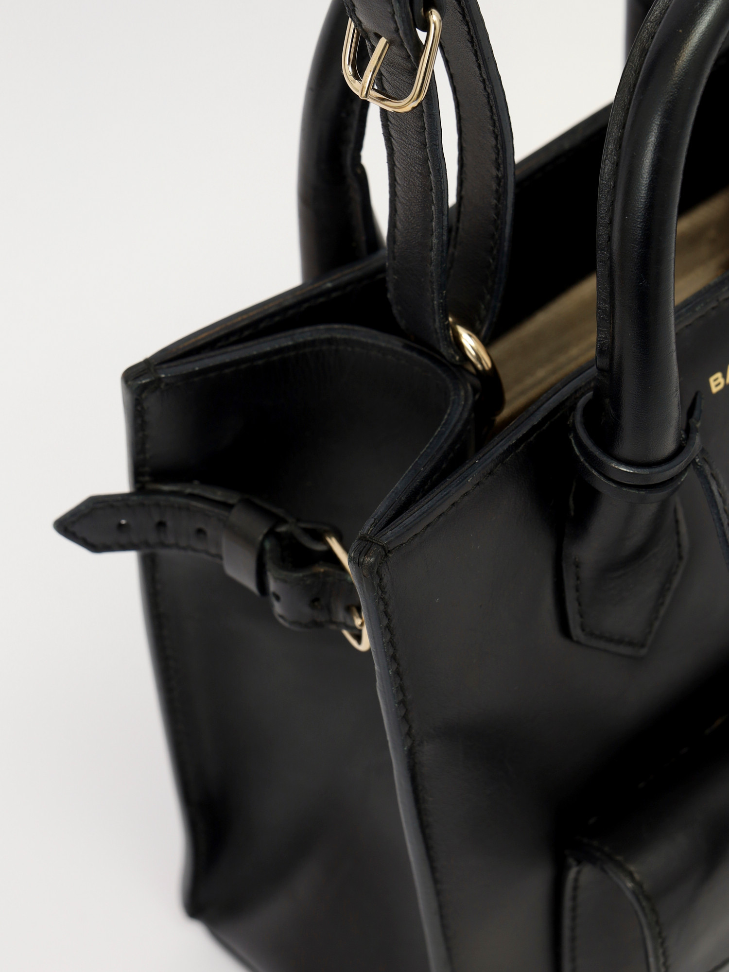 Balenciaga Leather Bag  7