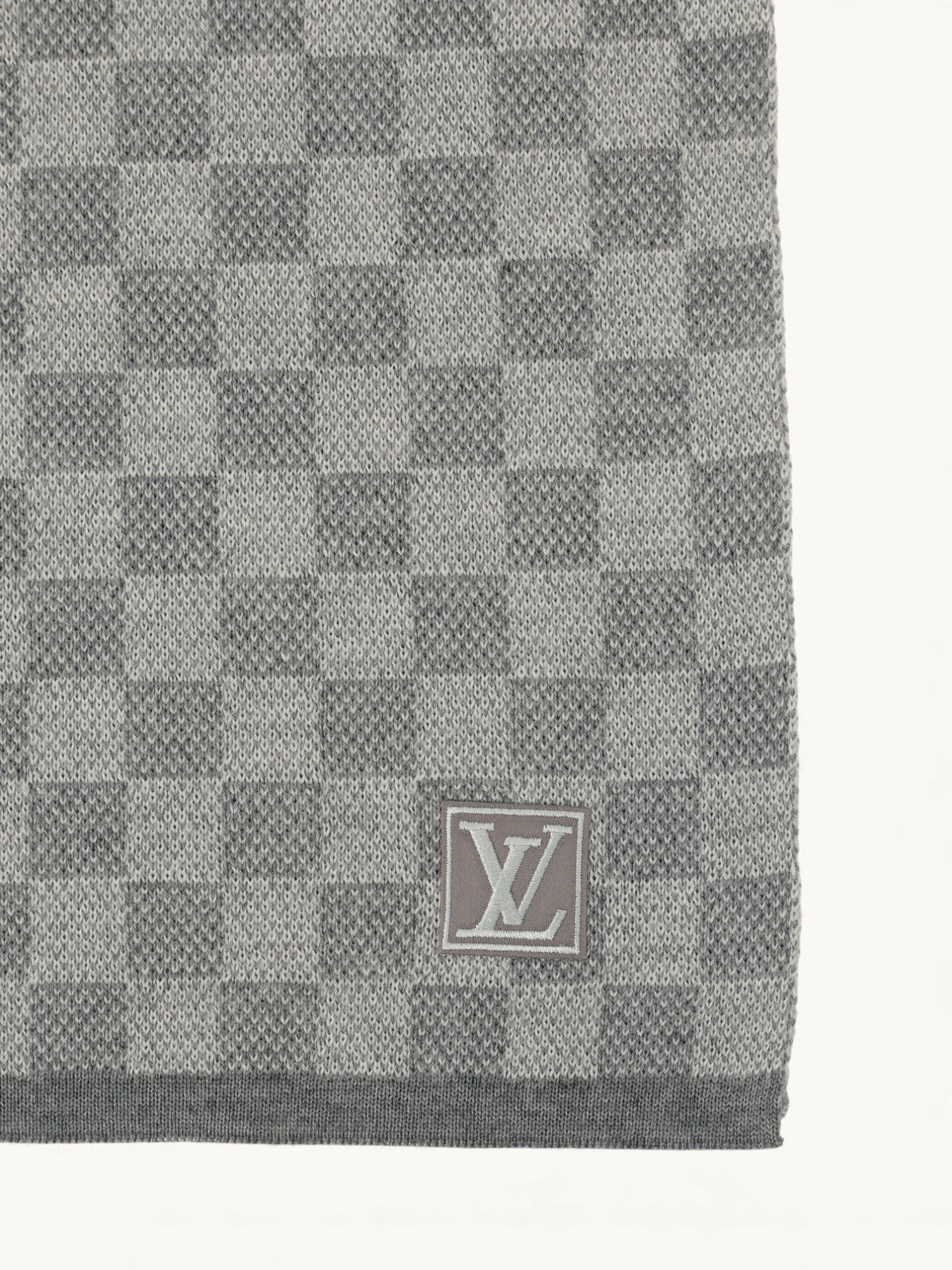 Louis Vuitton Scarf 3