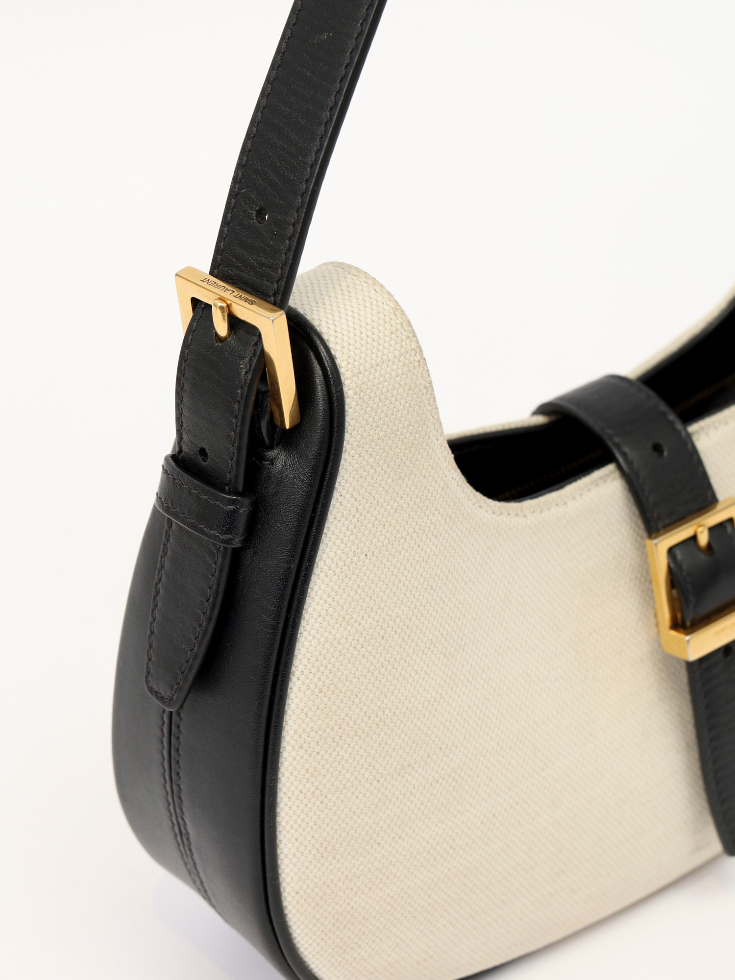 Saint Laurent Le fermoir 5