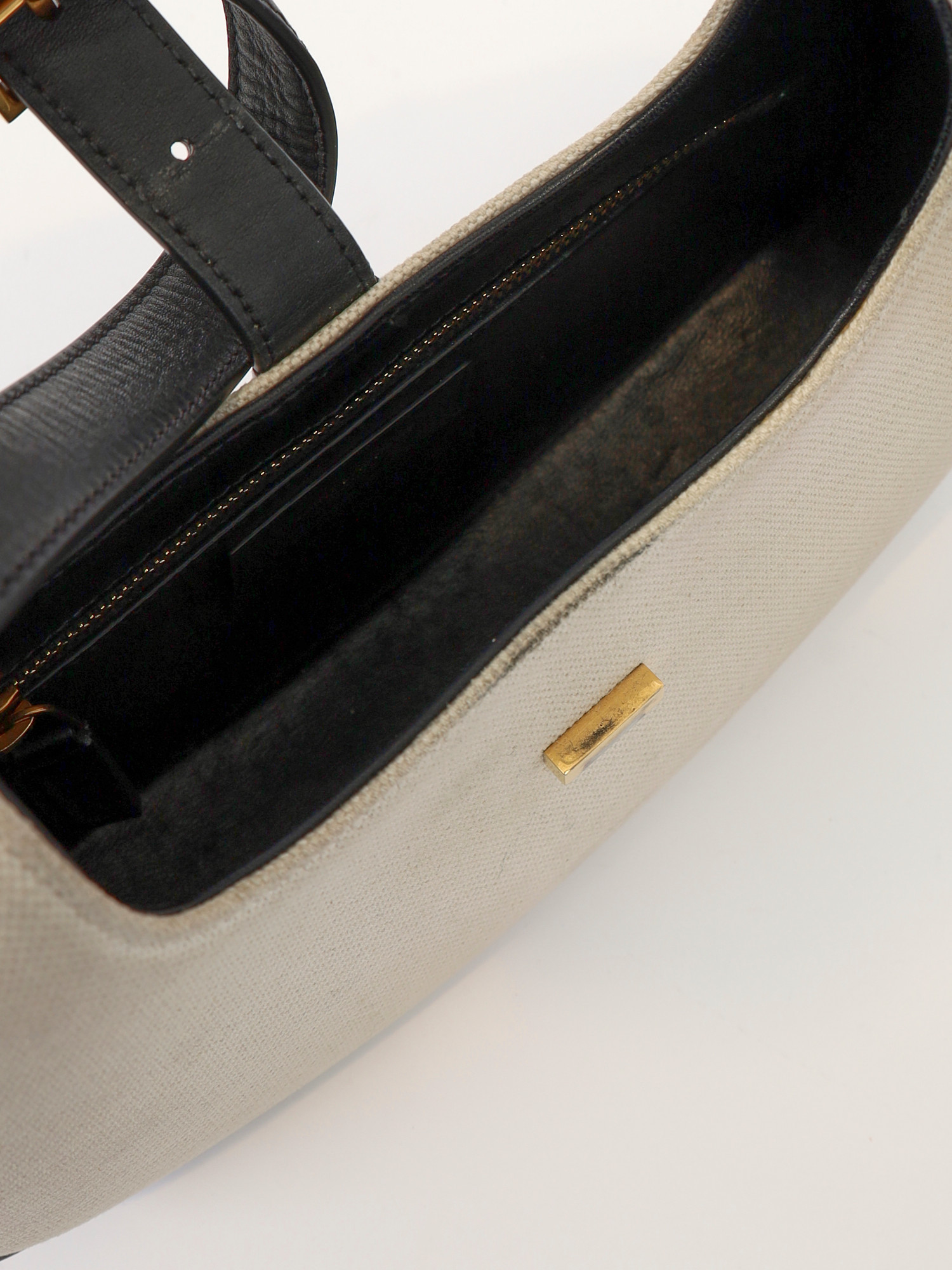 Saint Laurent Le fermoir 9