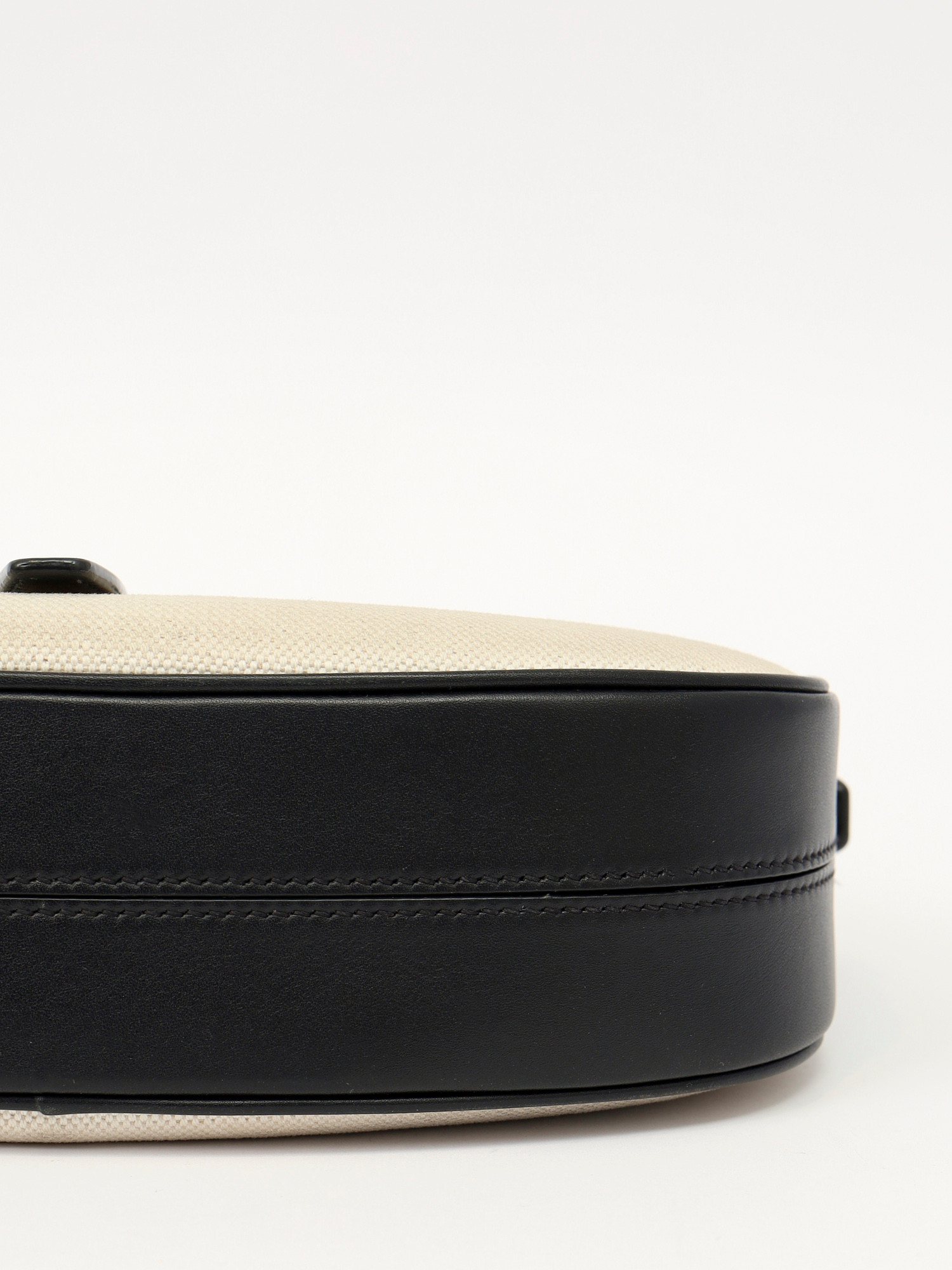 Saint Laurent Le fermoir 8