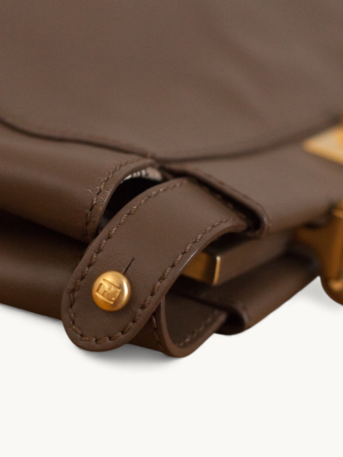 Сумки Fendi Peekaboo изображение #7