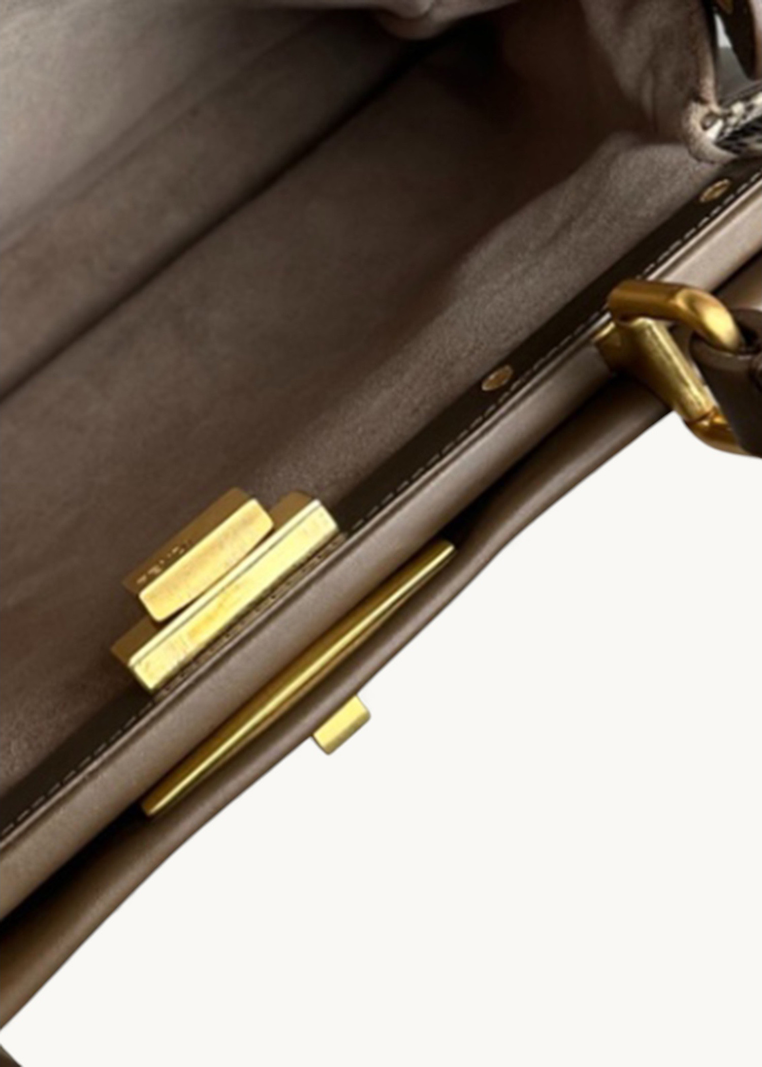 Сумки Fendi Peekaboo изображение #8