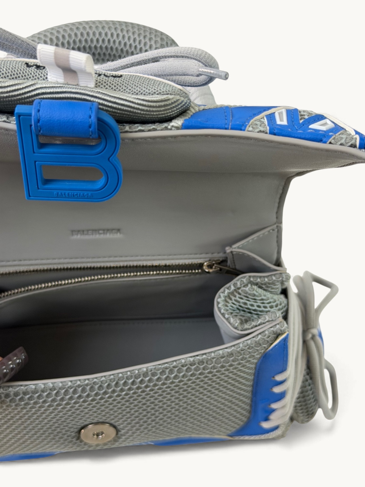 Balenciaga Sneakerhead 7