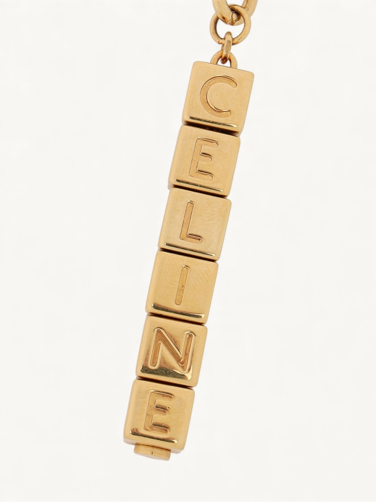 Купить аксессуар Celine Keychain (Селин) на ресейл платформе THE CULTT ...