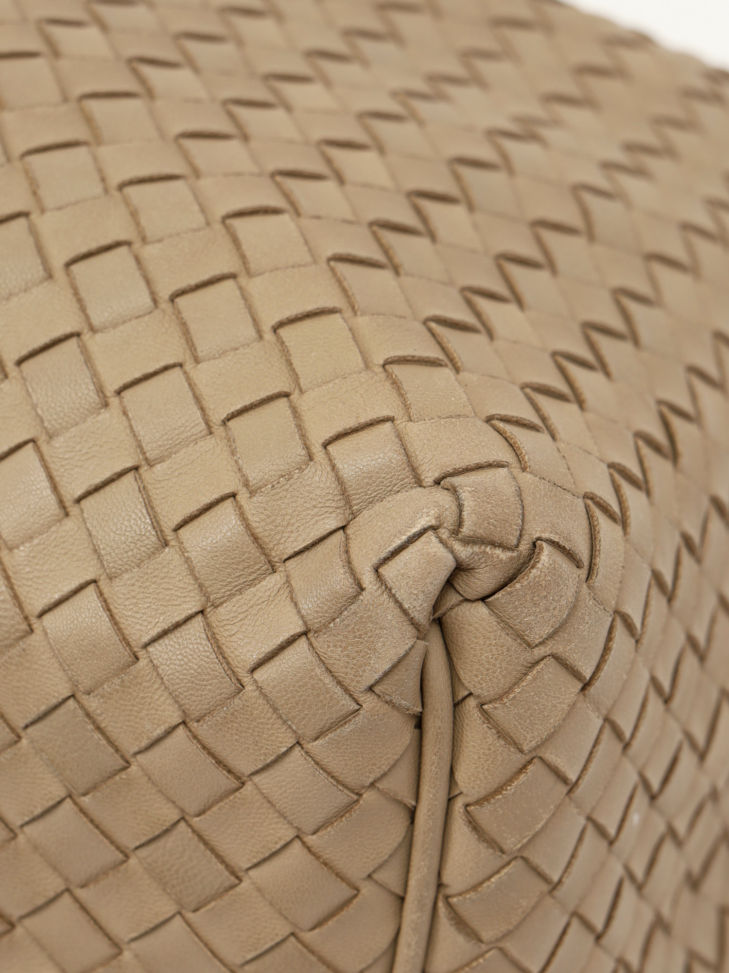 Bottega Veneta Sloane  10