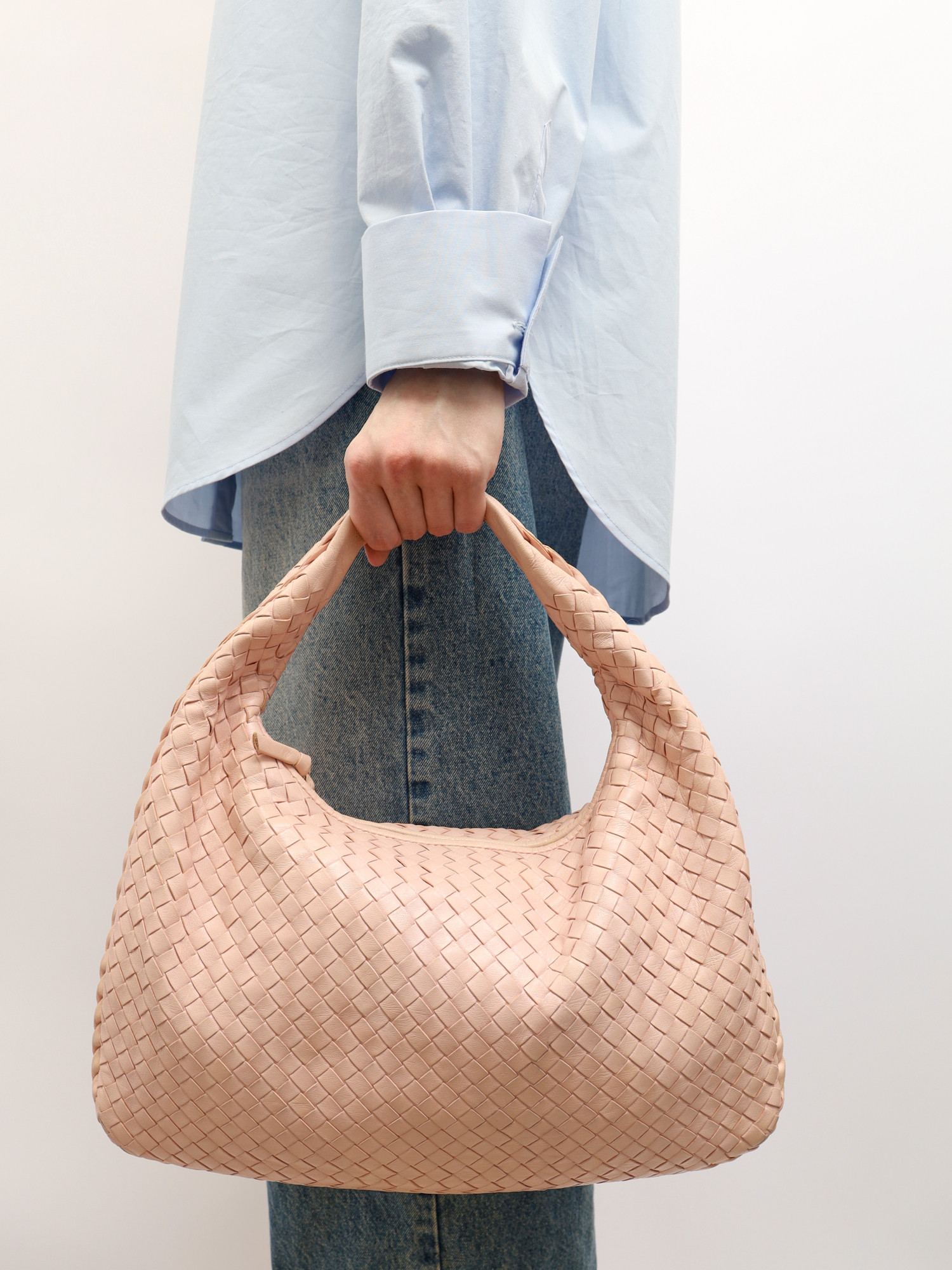 Bottega Veneta Hobo  1