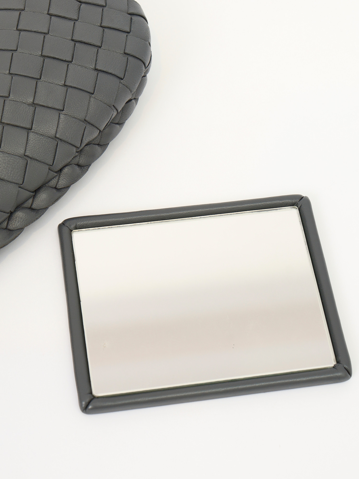 Bottega Veneta Hobo 9