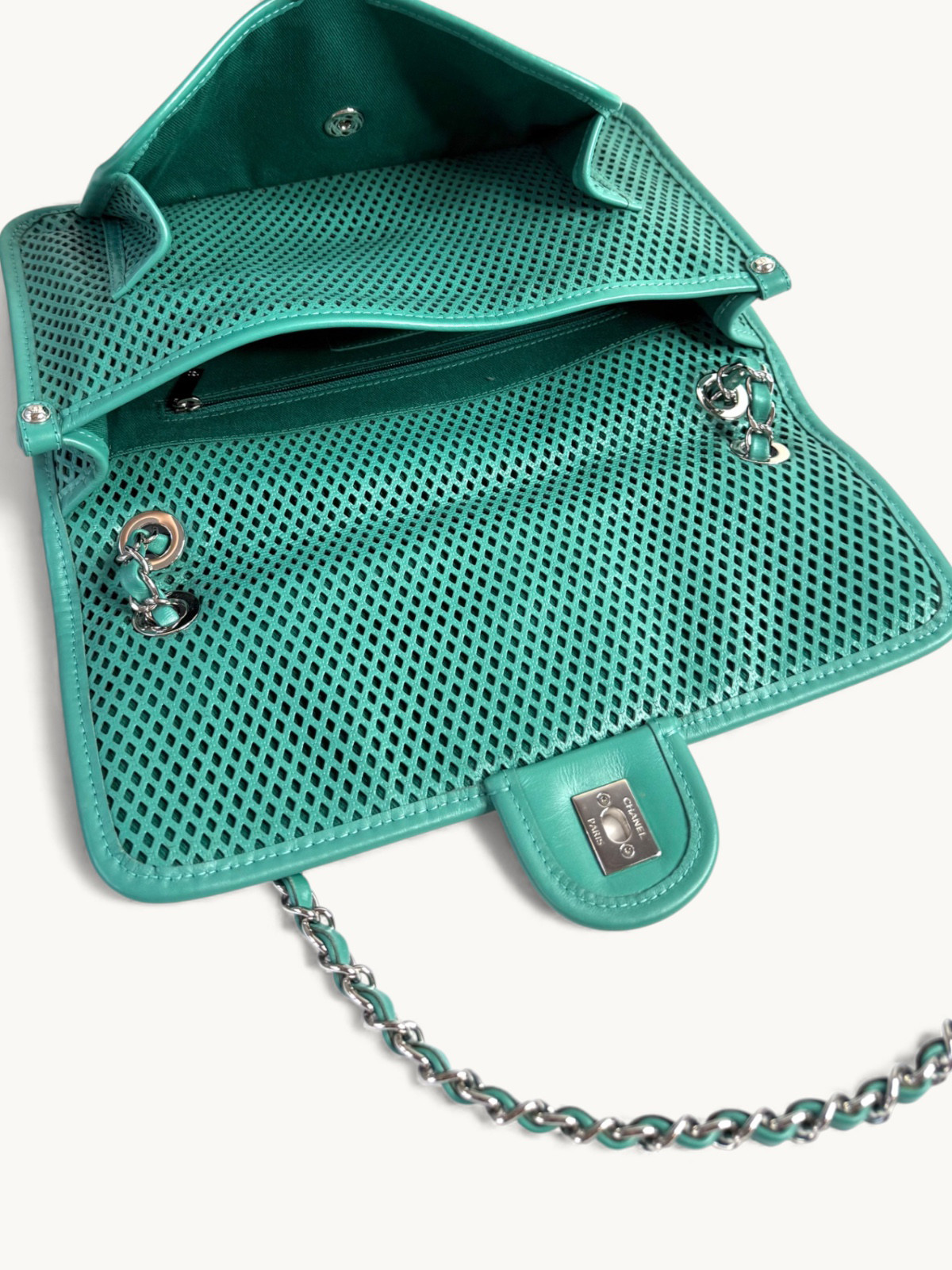 Сумки Chanel Up In The Air изображение #3