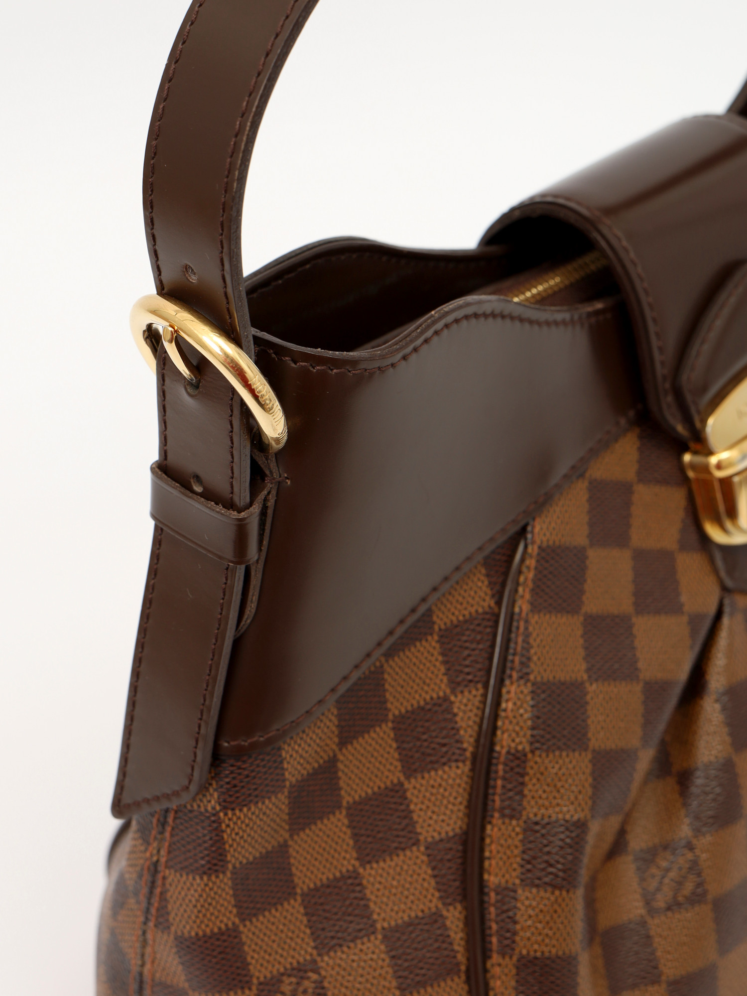 Louis Vuitton Sistina 5