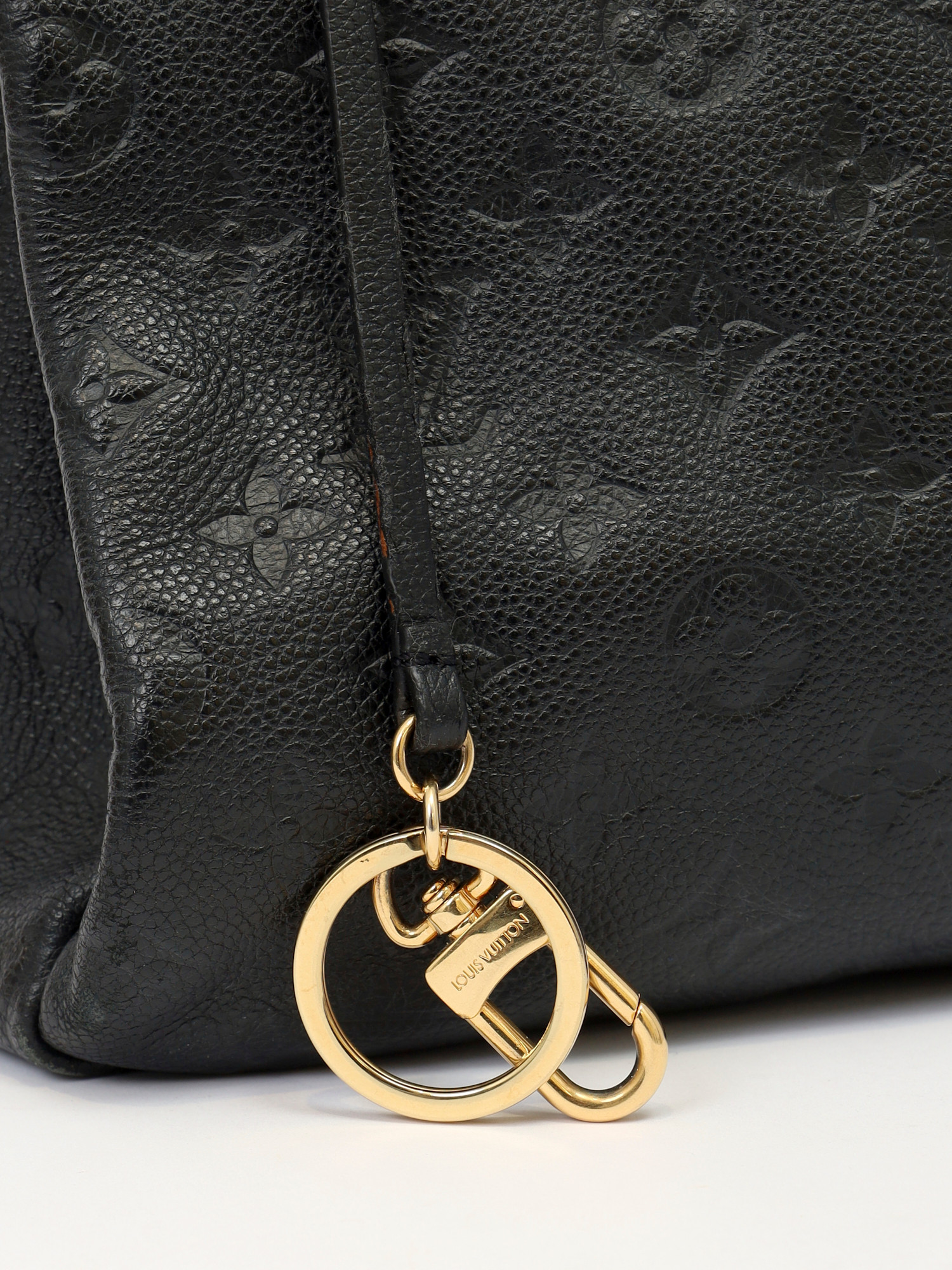 Louis Vuitton Artsy 4