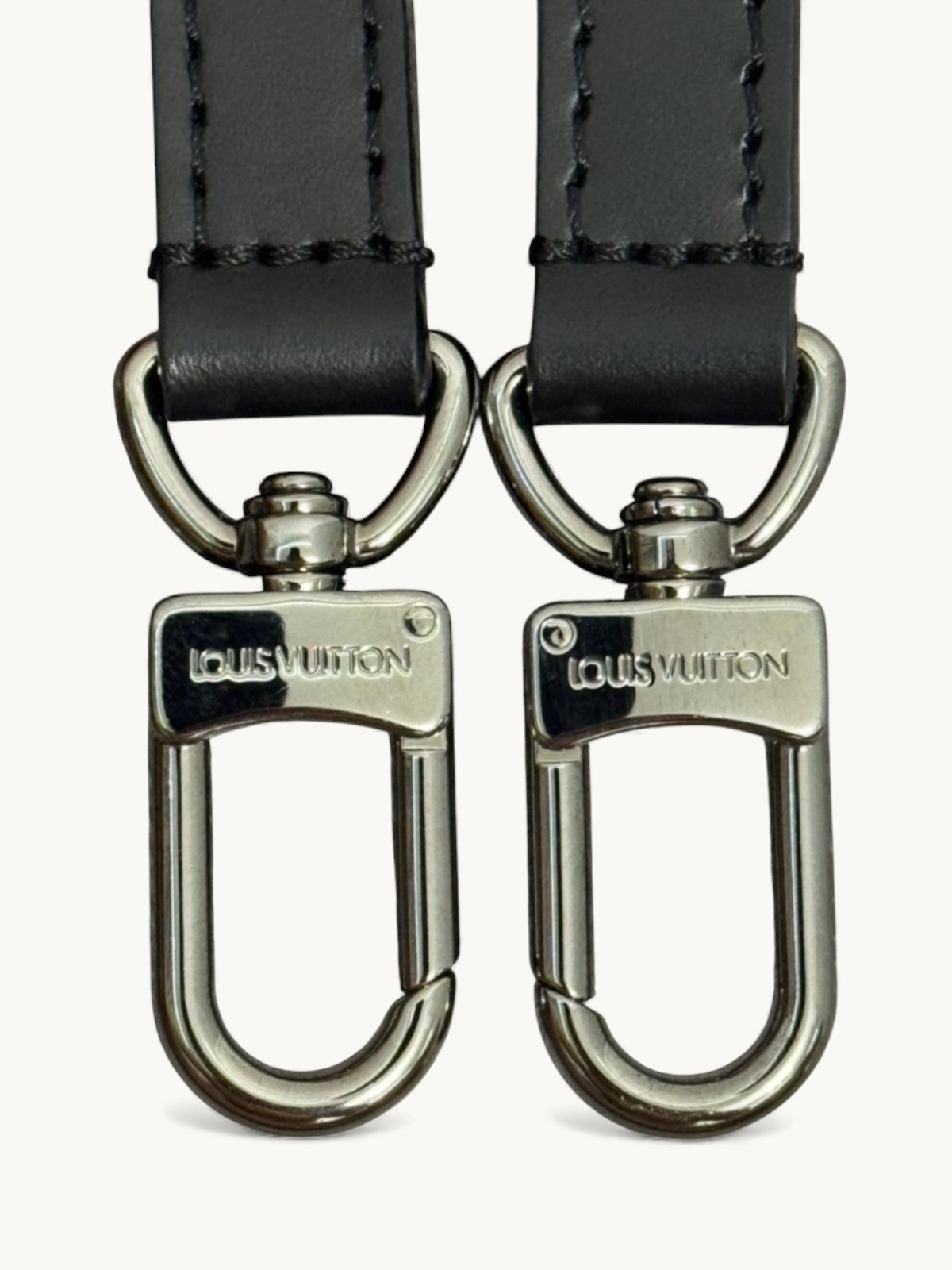 Louis Vuitton Bottle Holder  8