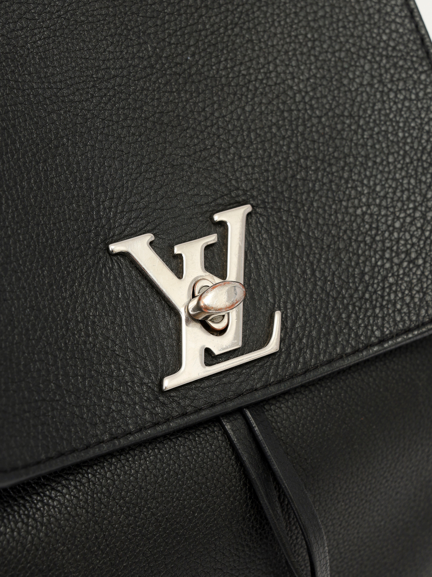 Louis Vuitton Lockme 4