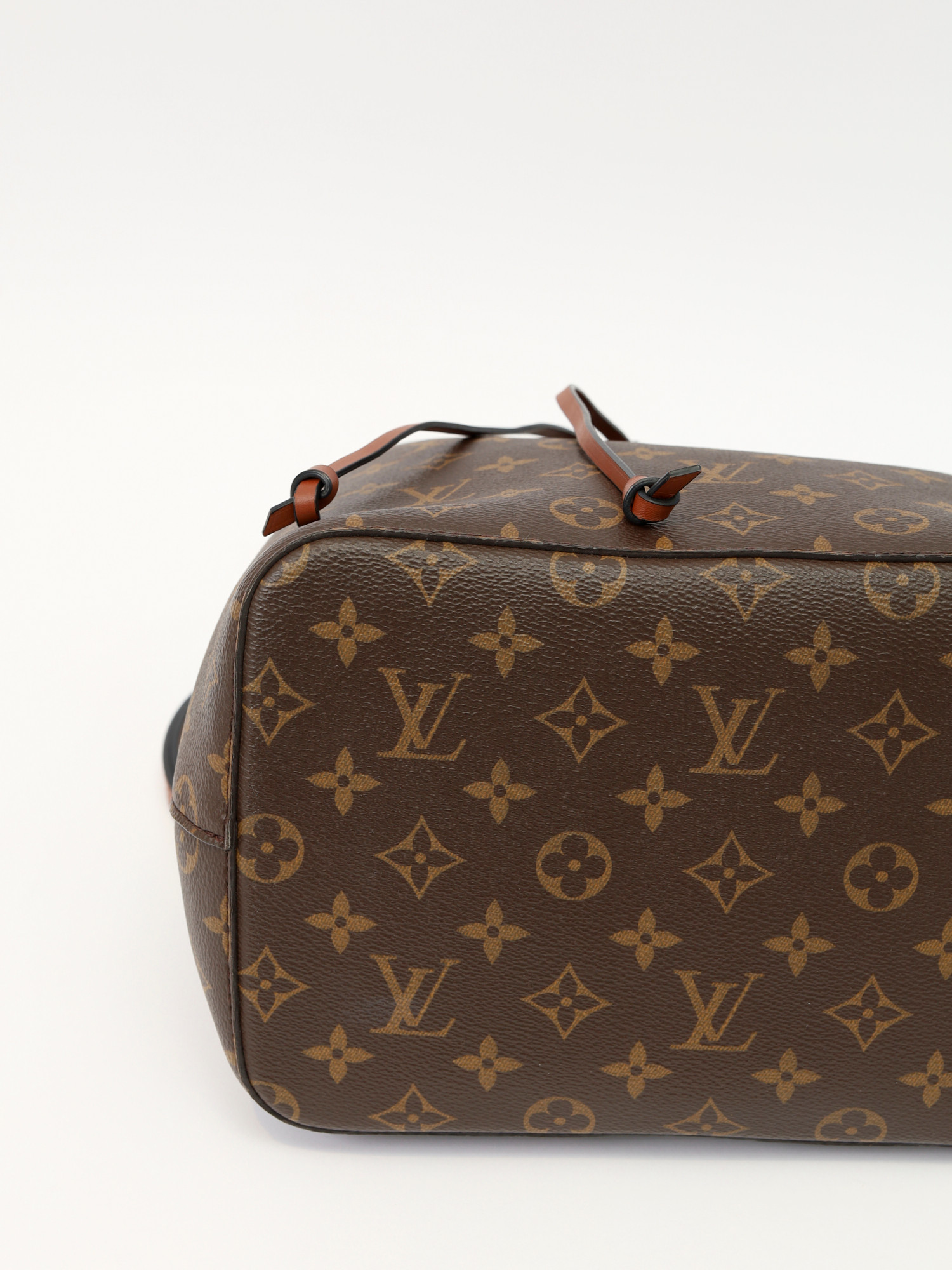 Сумки Louis Vuitton Neonoe изображение #9