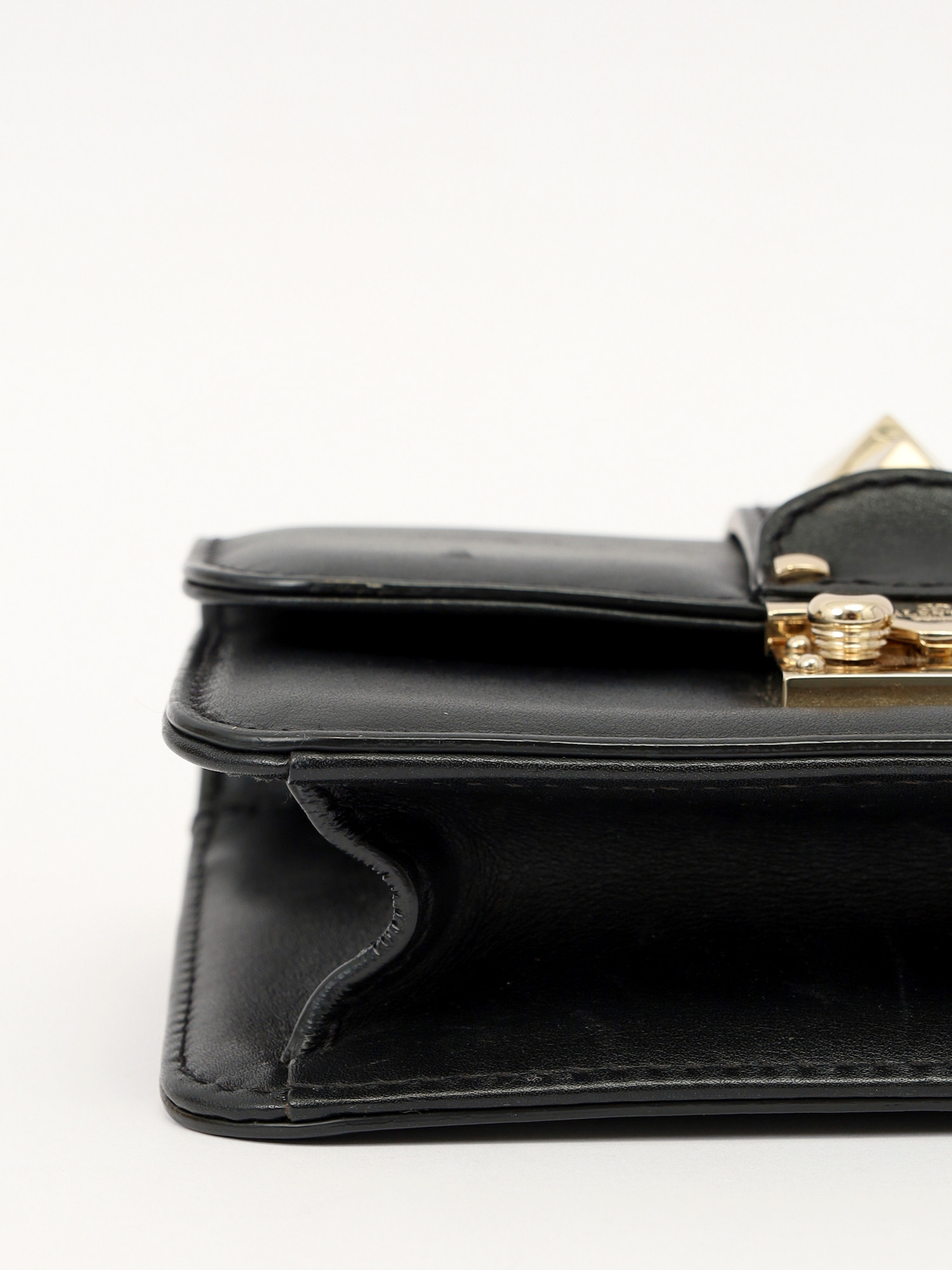 Valentino Glam lock 8