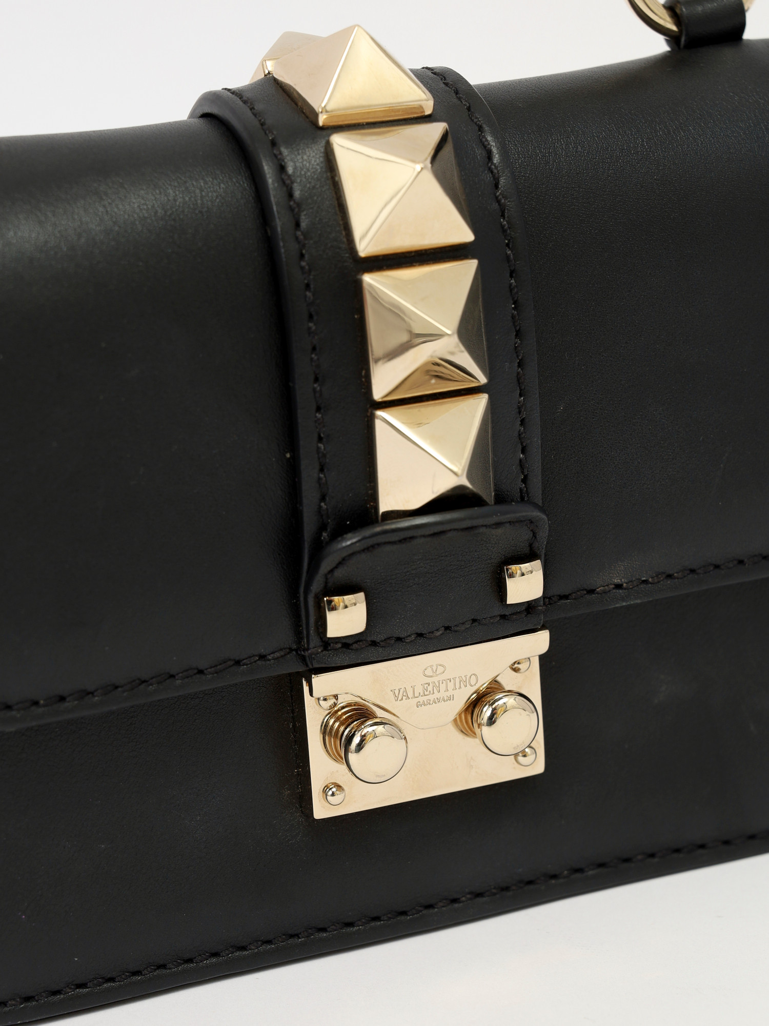 Valentino Glam lock 5