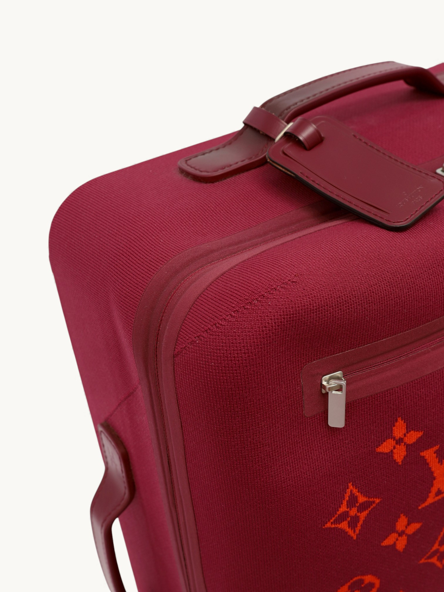 Louis Vuitton Horizon 8